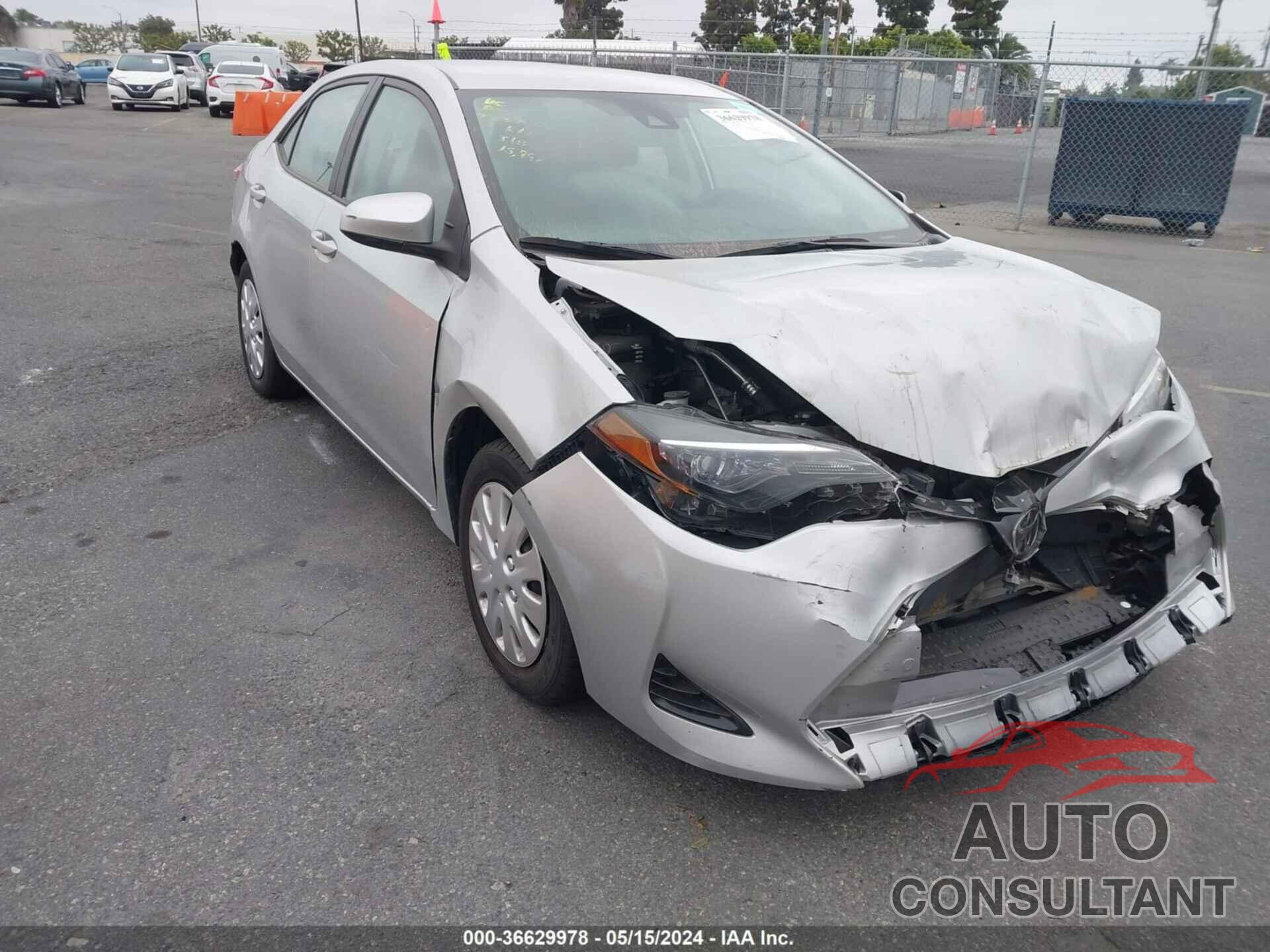 TOYOTA COROLLA 2017 - 5YFBURHE3HP684321