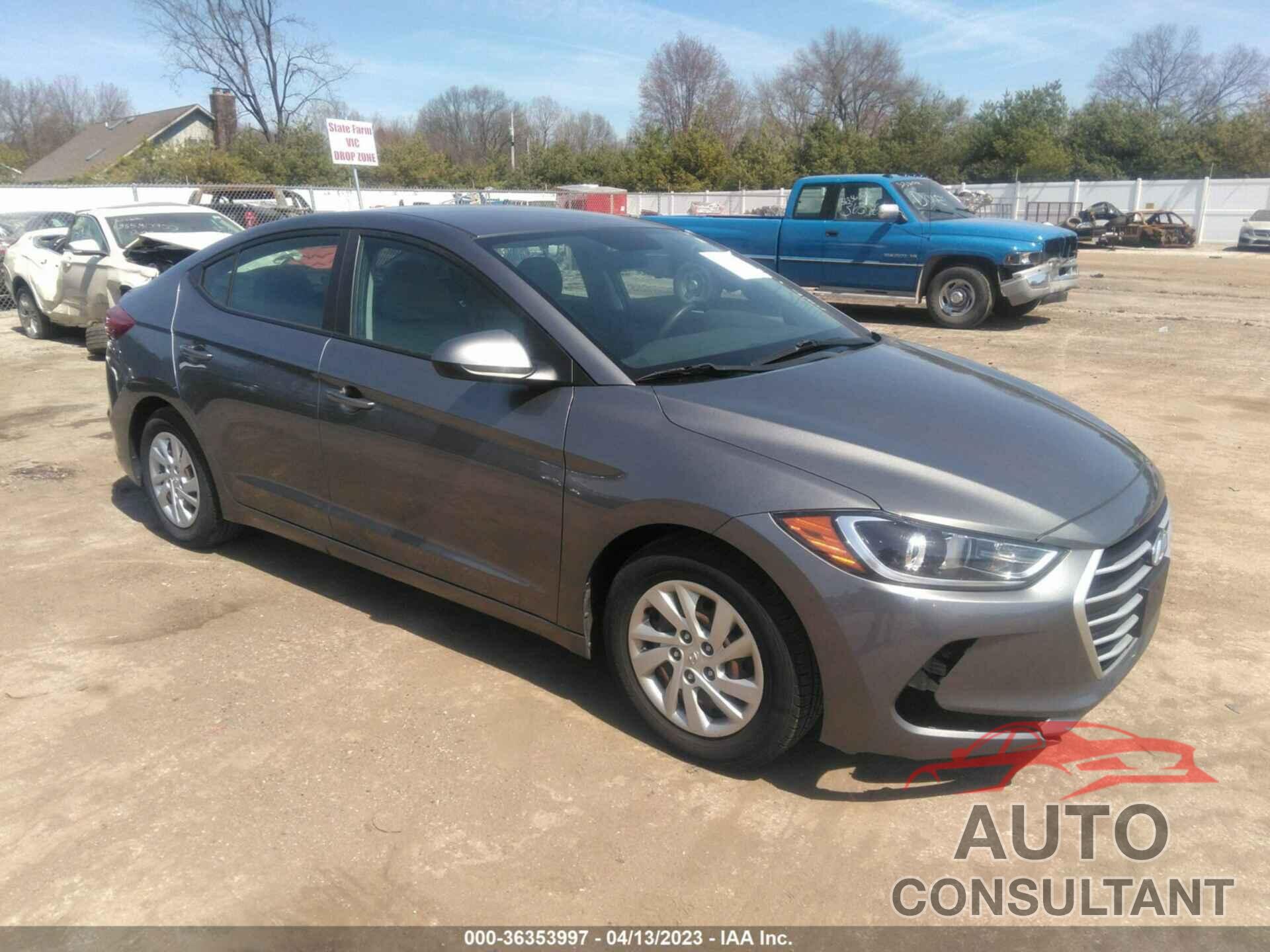 HYUNDAI ELANTRA 2018 - 5NPD74LF5JH350698