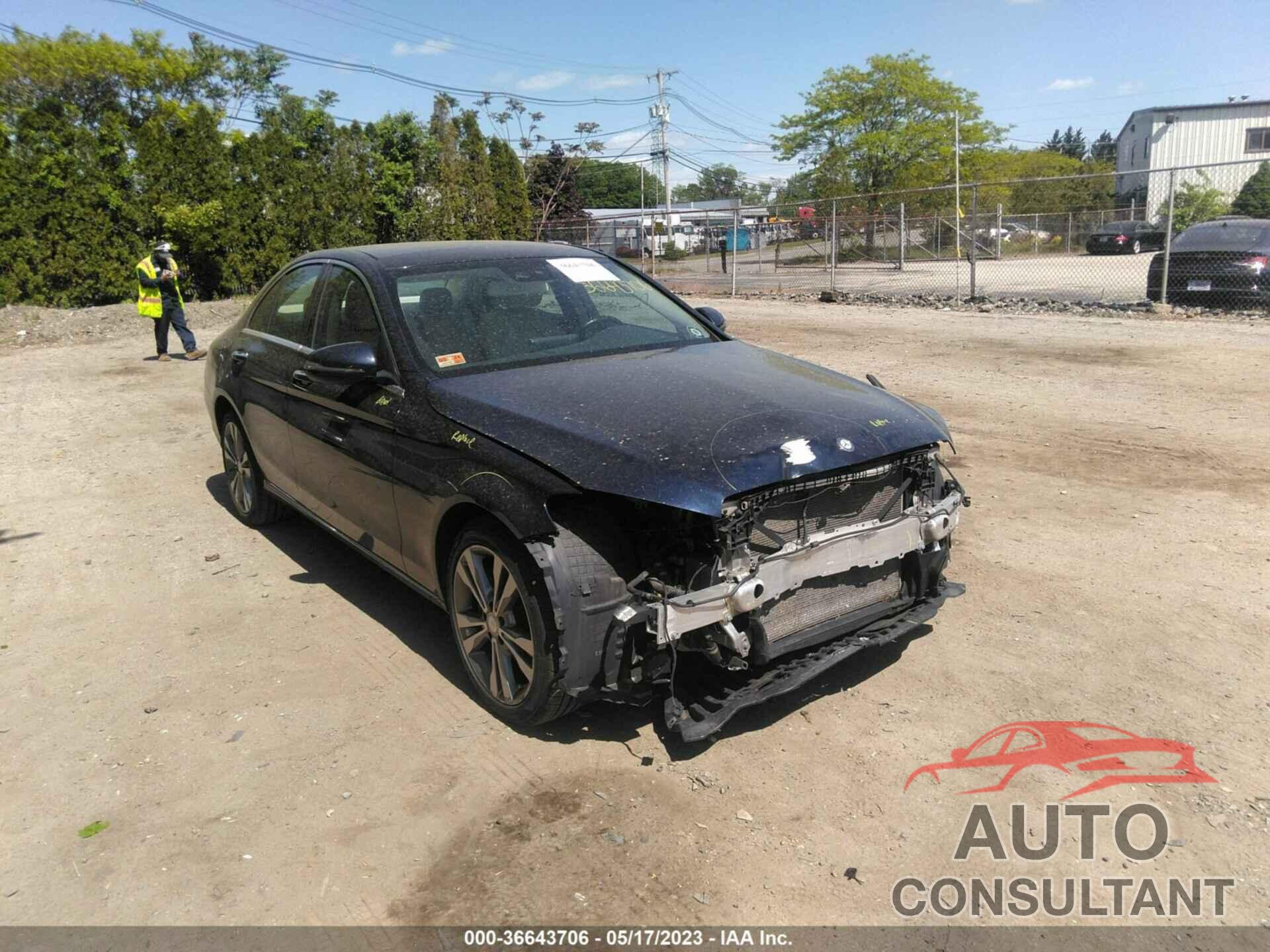 MERCEDES-BENZ C-CLASS 2017 - 55SWF4KB5HU202326