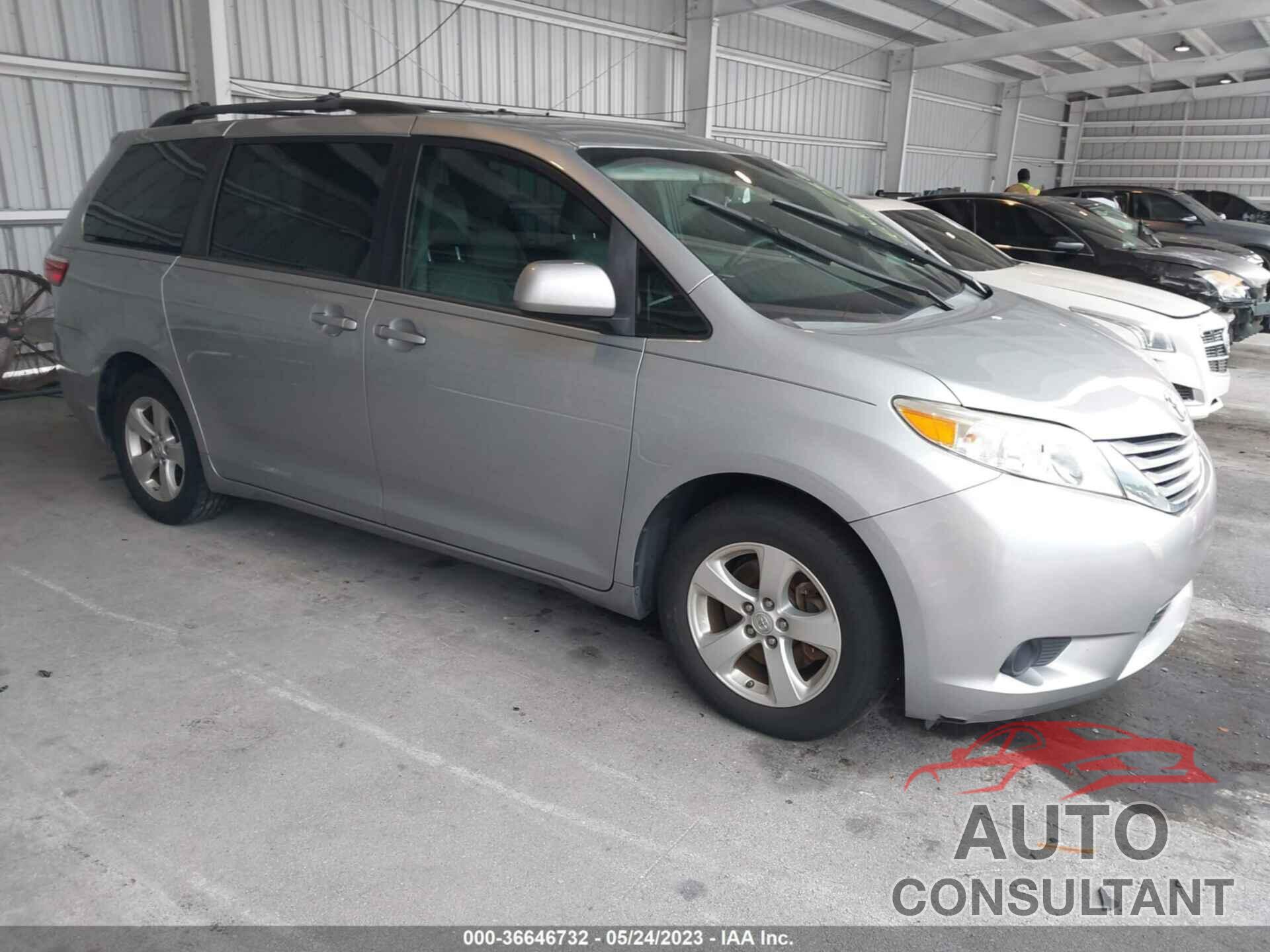 TOYOTA SIENNA 2015 - 5TDKK3DC0FS643818