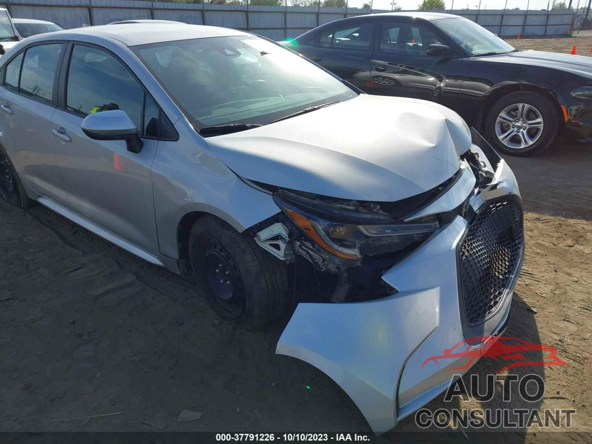 TOYOTA COROLLA 2022 - 5YFEPMAE4NP277668