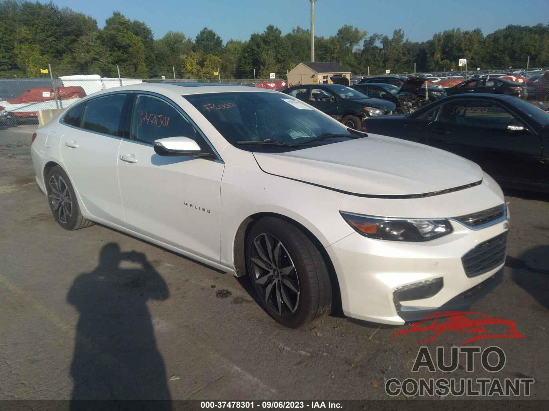 CHEVROLET MALIBU 2016 - 1G1ZE5ST8GF222413