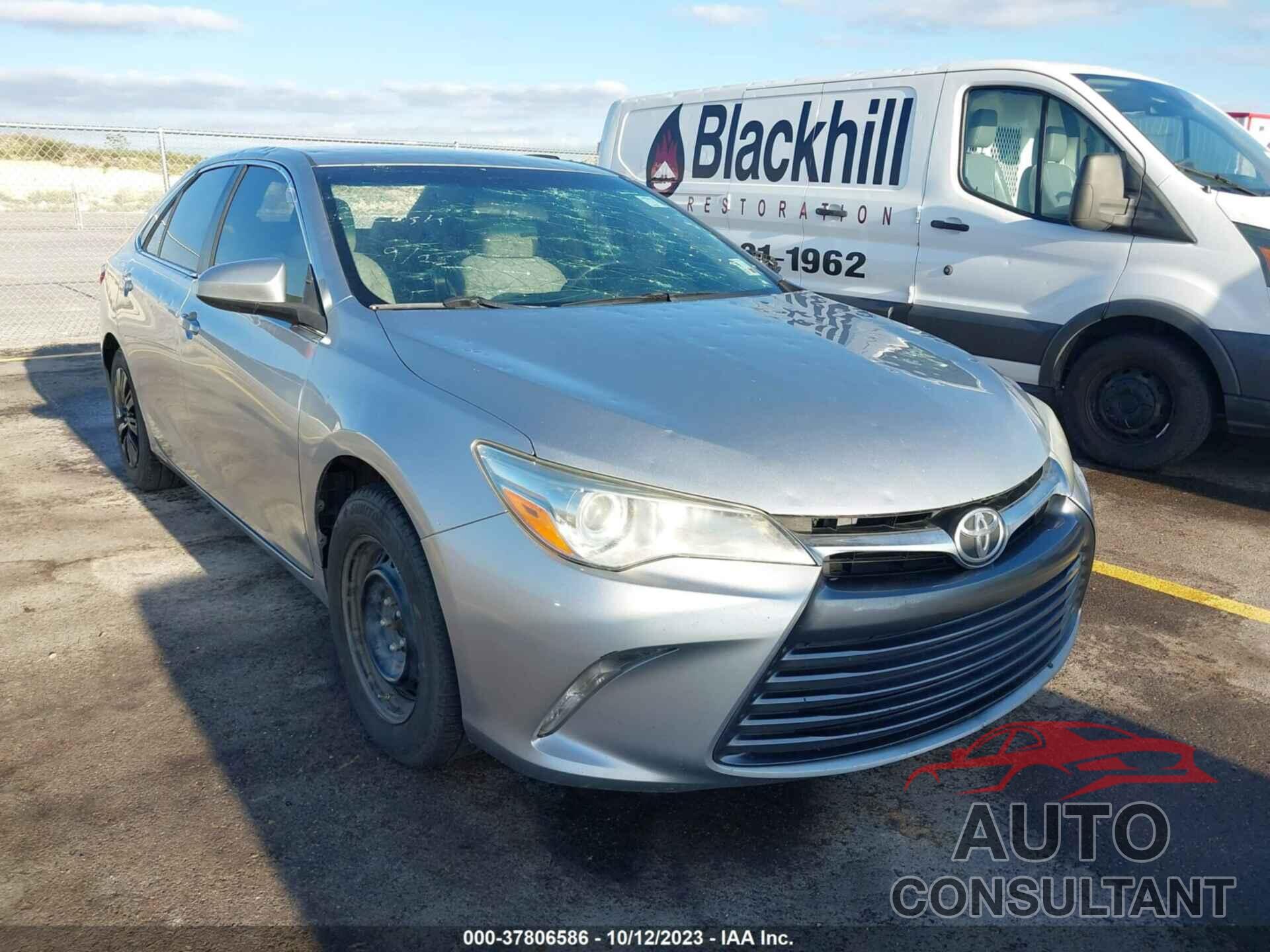 TOYOTA CAMRY 2016 - 4T4BF1FK5GR522388