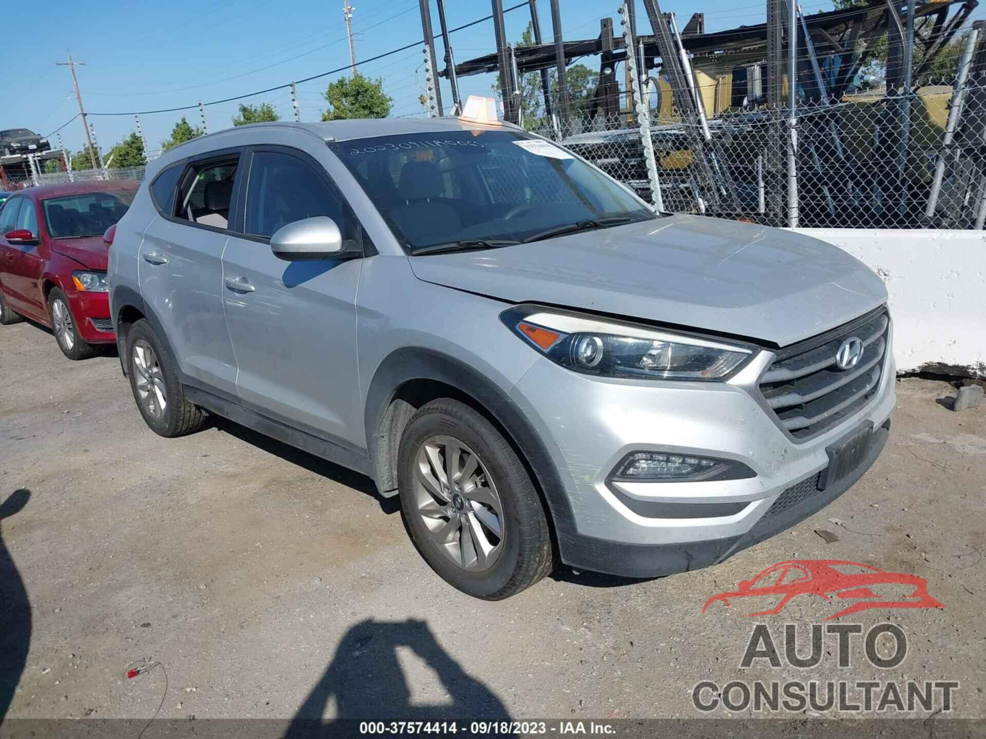 HYUNDAI TUCSON 2017 - KM8J3CA46HU352773