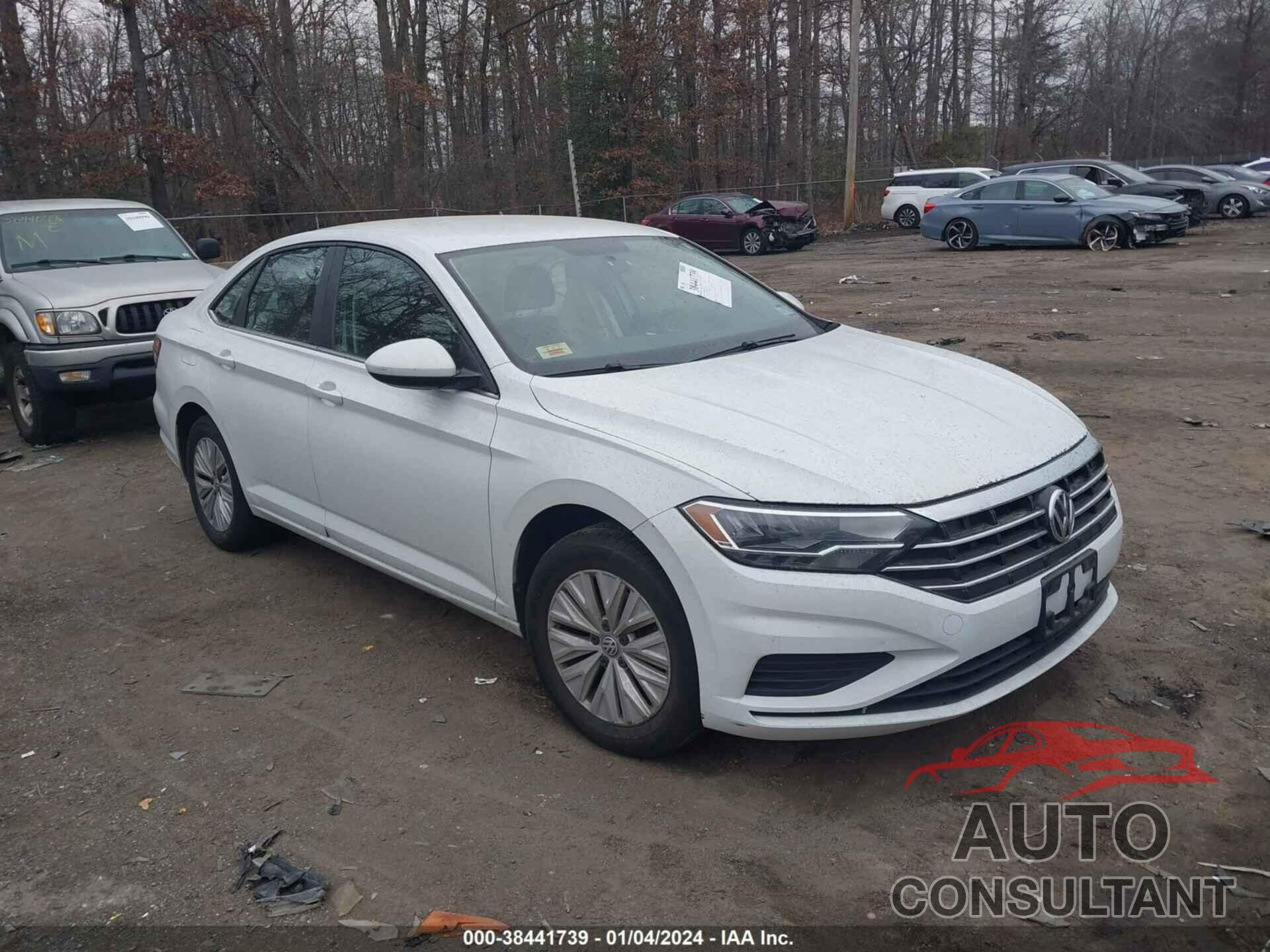 VOLKSWAGEN JETTA 2019 - 3VWN57BU0KM175183