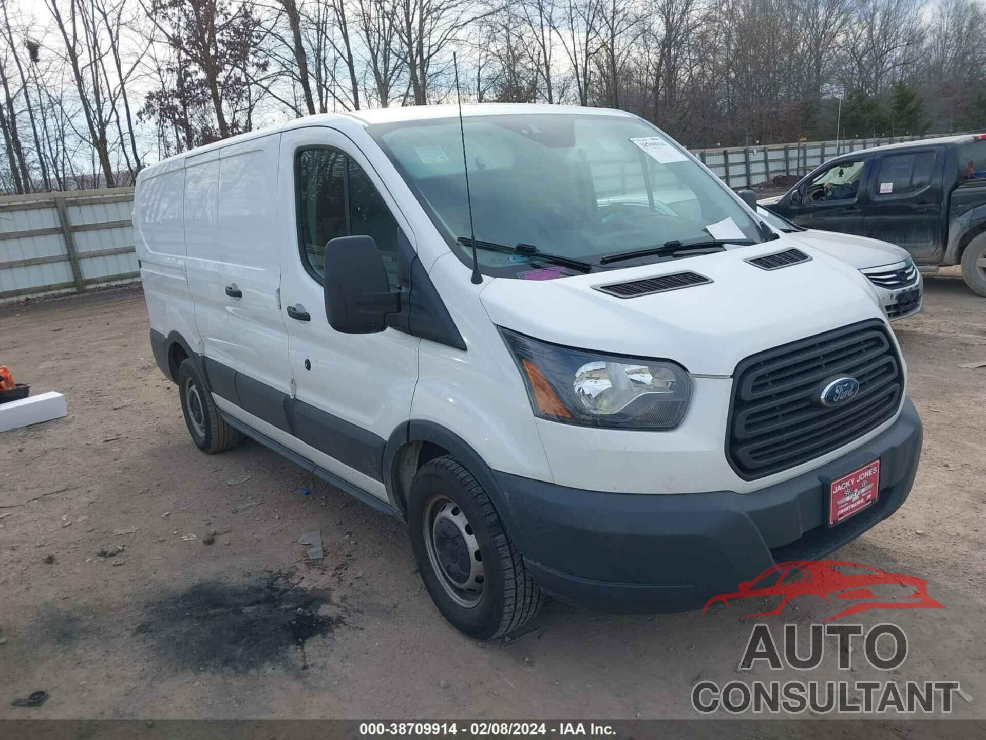 FORD TRANSIT-150 2018 - 1FTYE1ZM5JKB49526