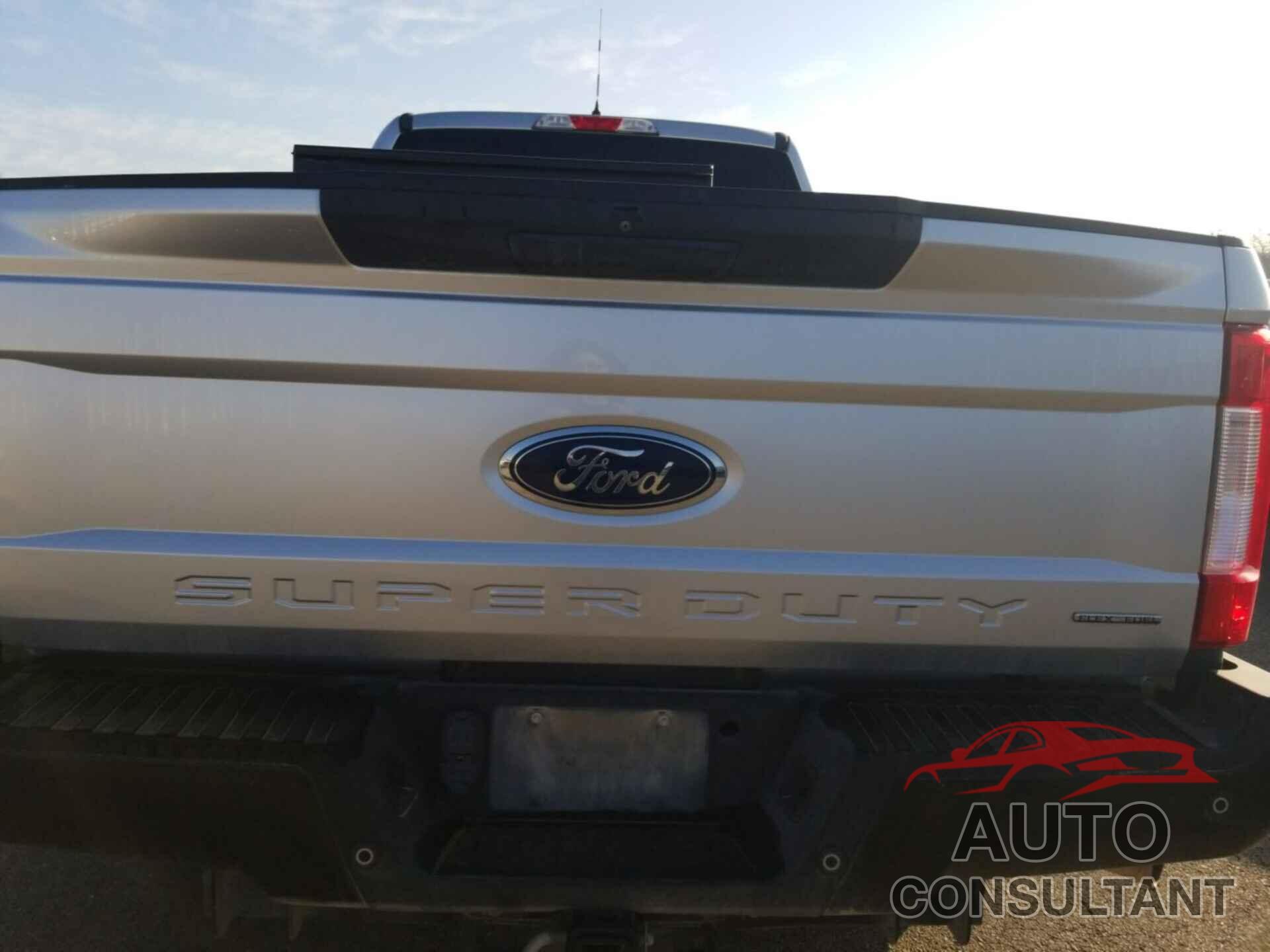 FORD F-250 2018 - 1FT7X2B65JEC63242