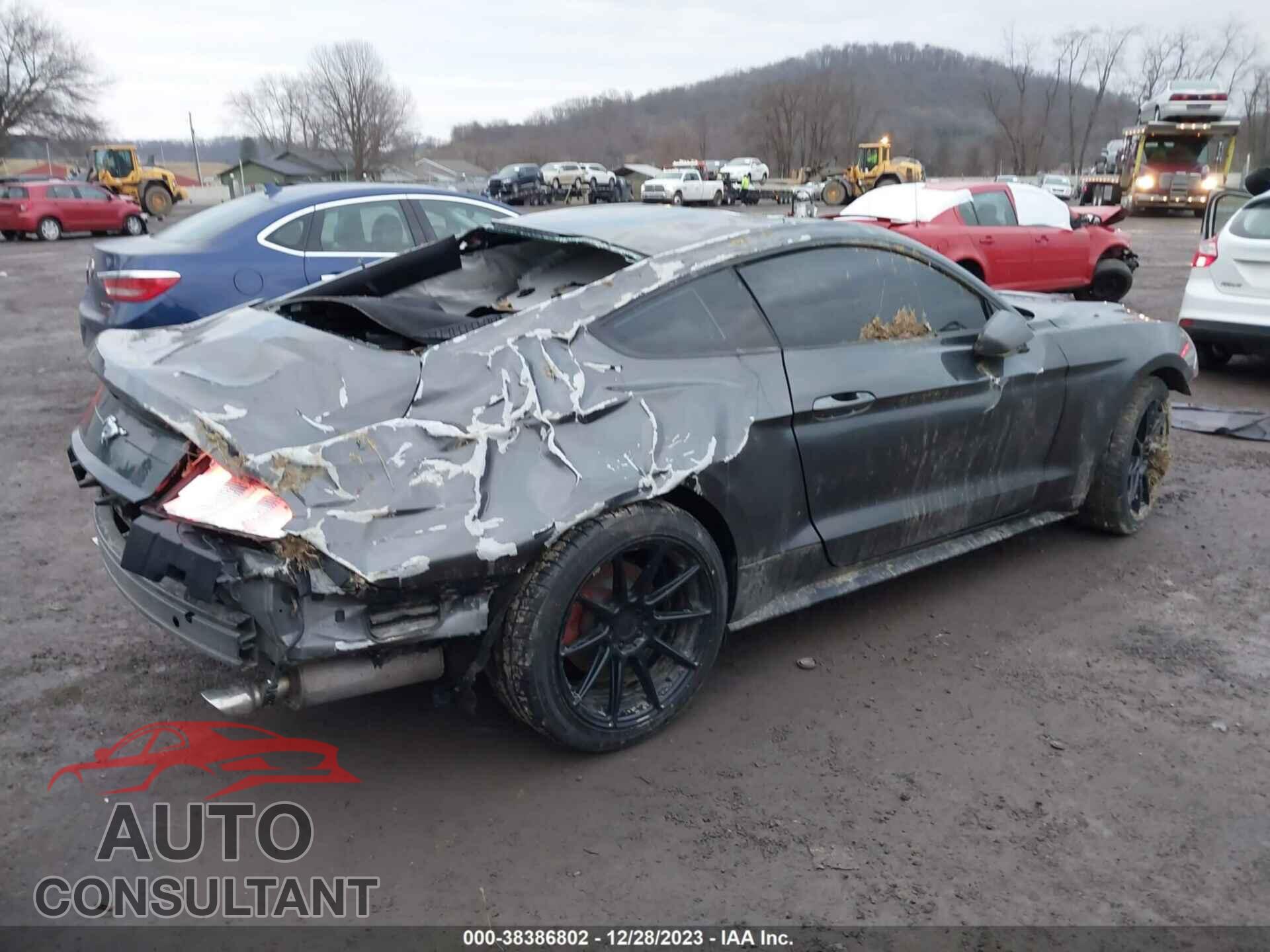 FORD MUSTANG 2018 - 1FA6P8THXJ5159947