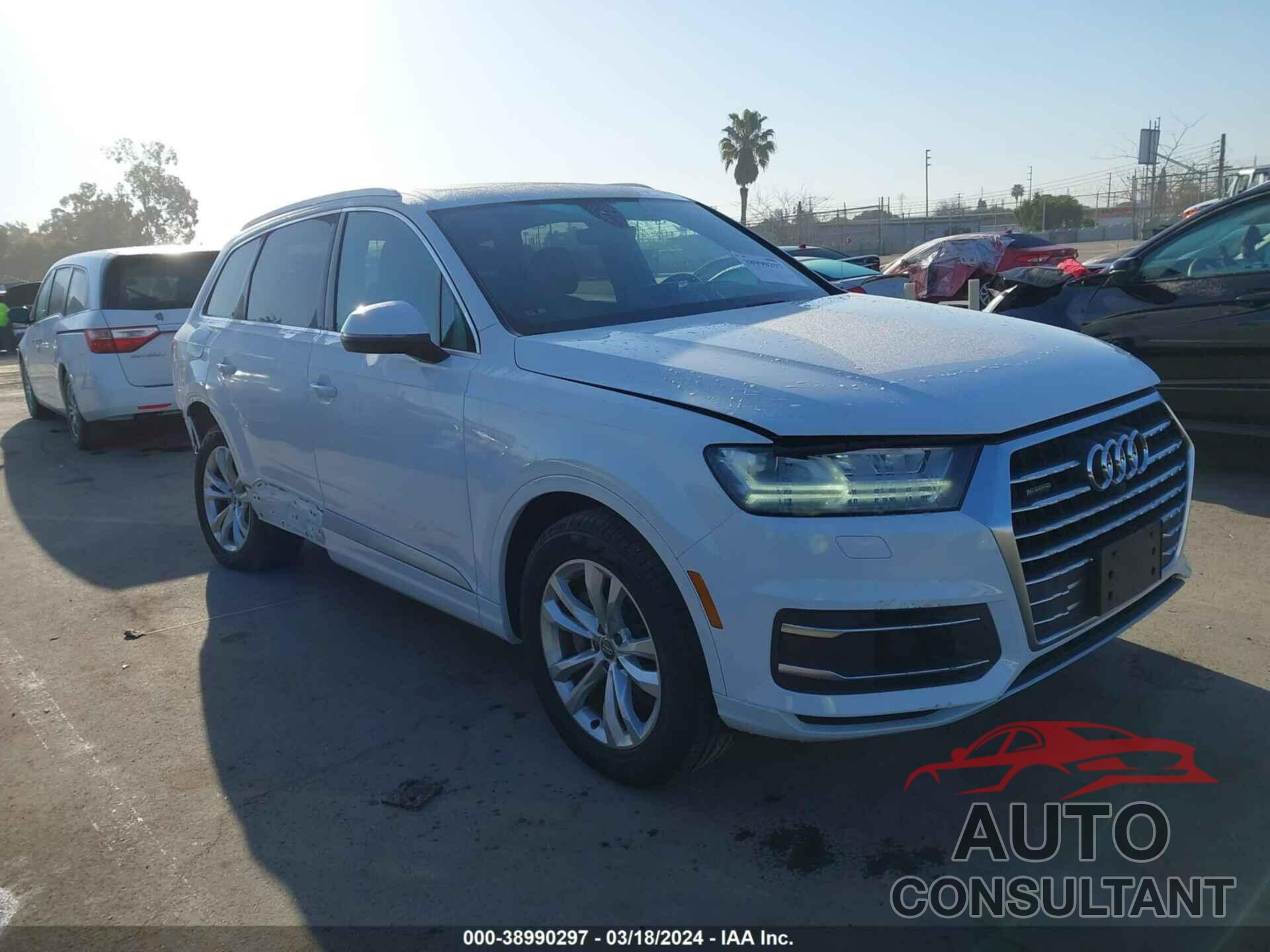 AUDI Q7 2018 - WA1LAAF73JD021594