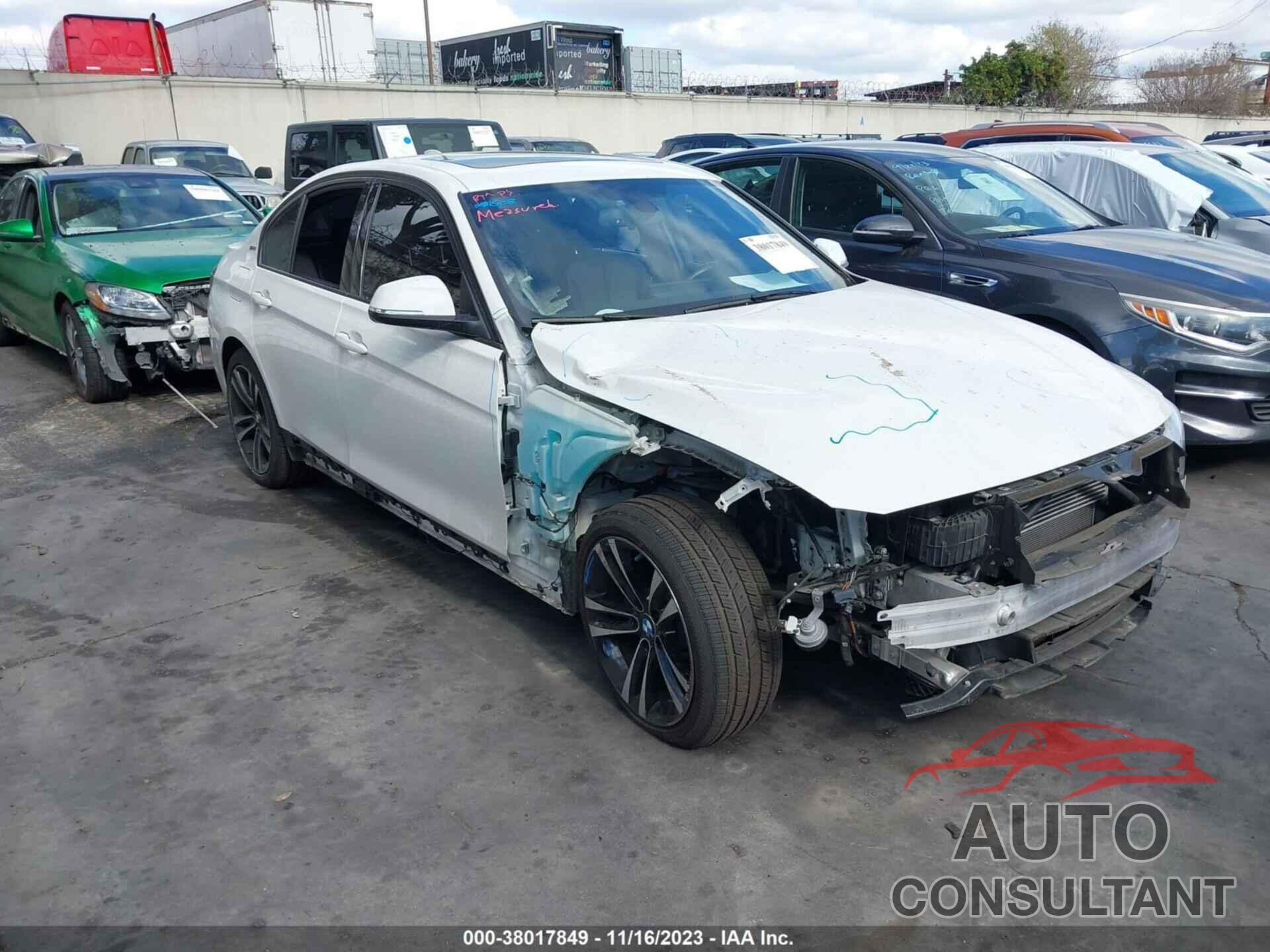 BMW 330E 2018 - WBA8E1C5XJA180341