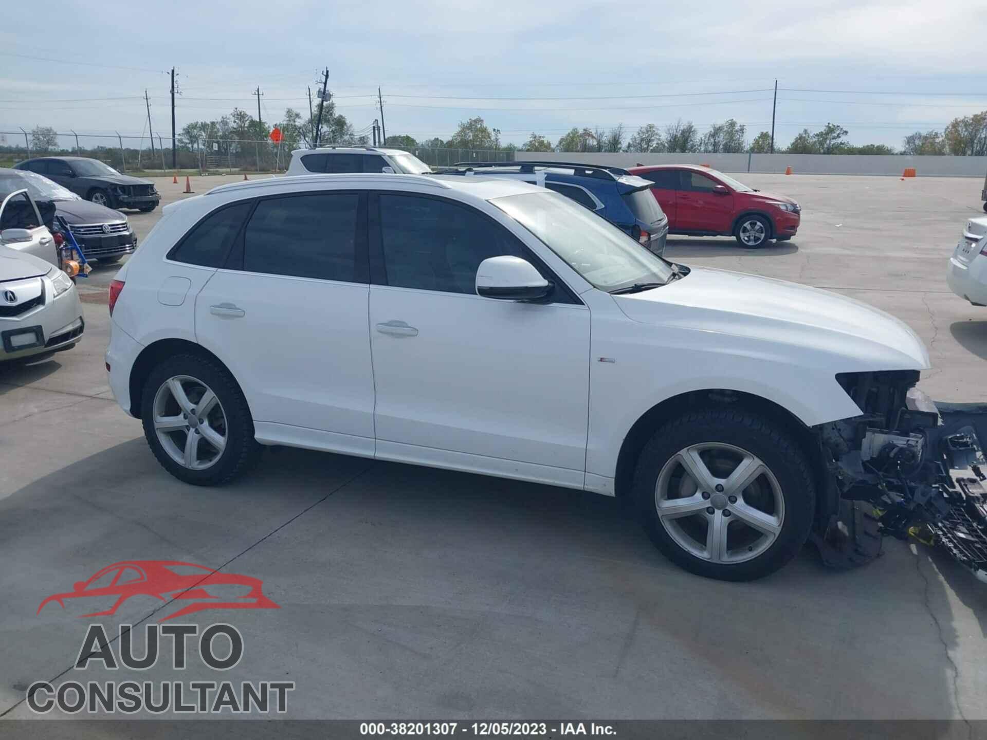 AUDI Q5 2017 - WA1M2AFP5HA040080