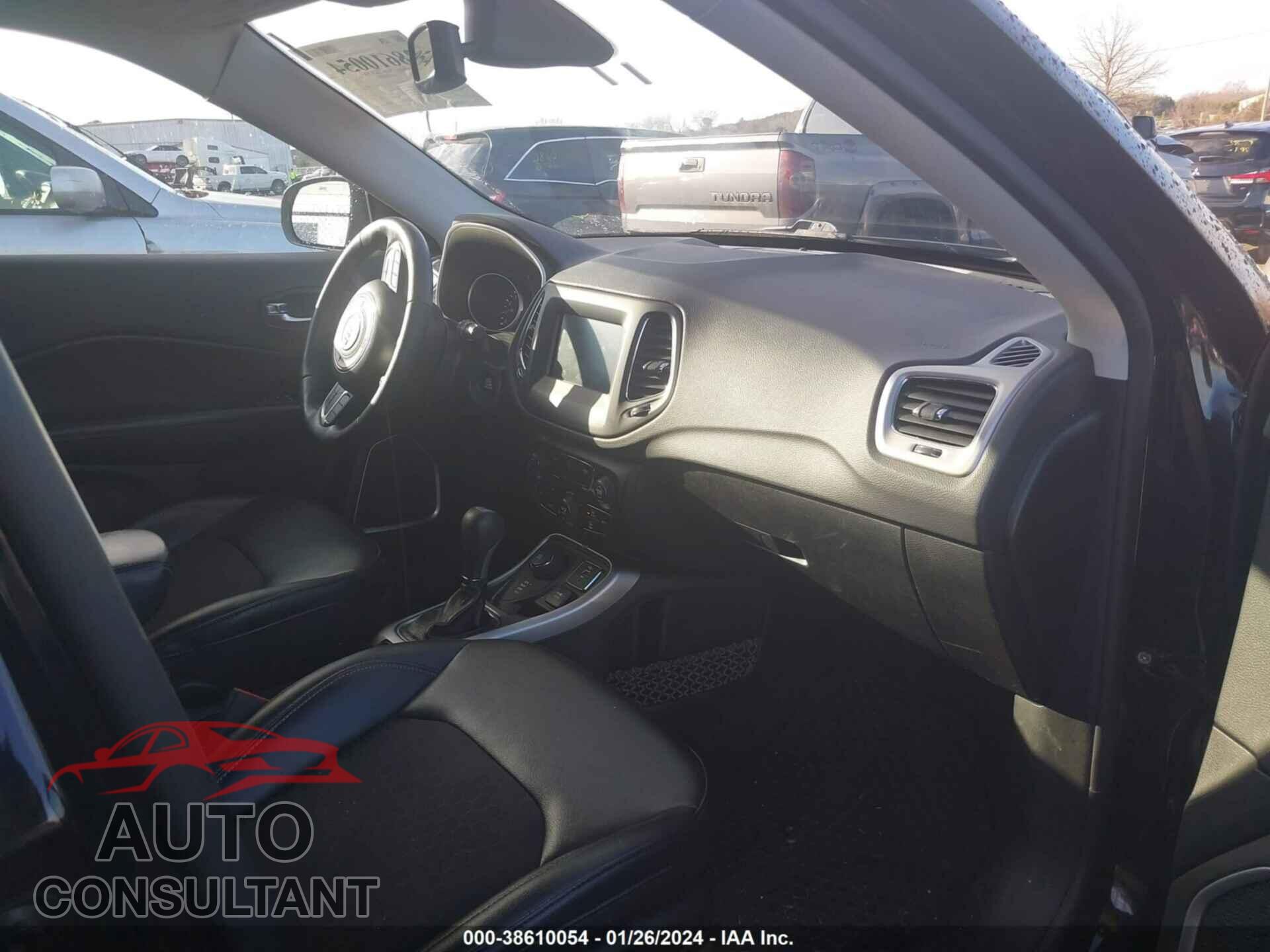 JEEP COMPASS 2020 - 3C4NJDBB4LT148930
