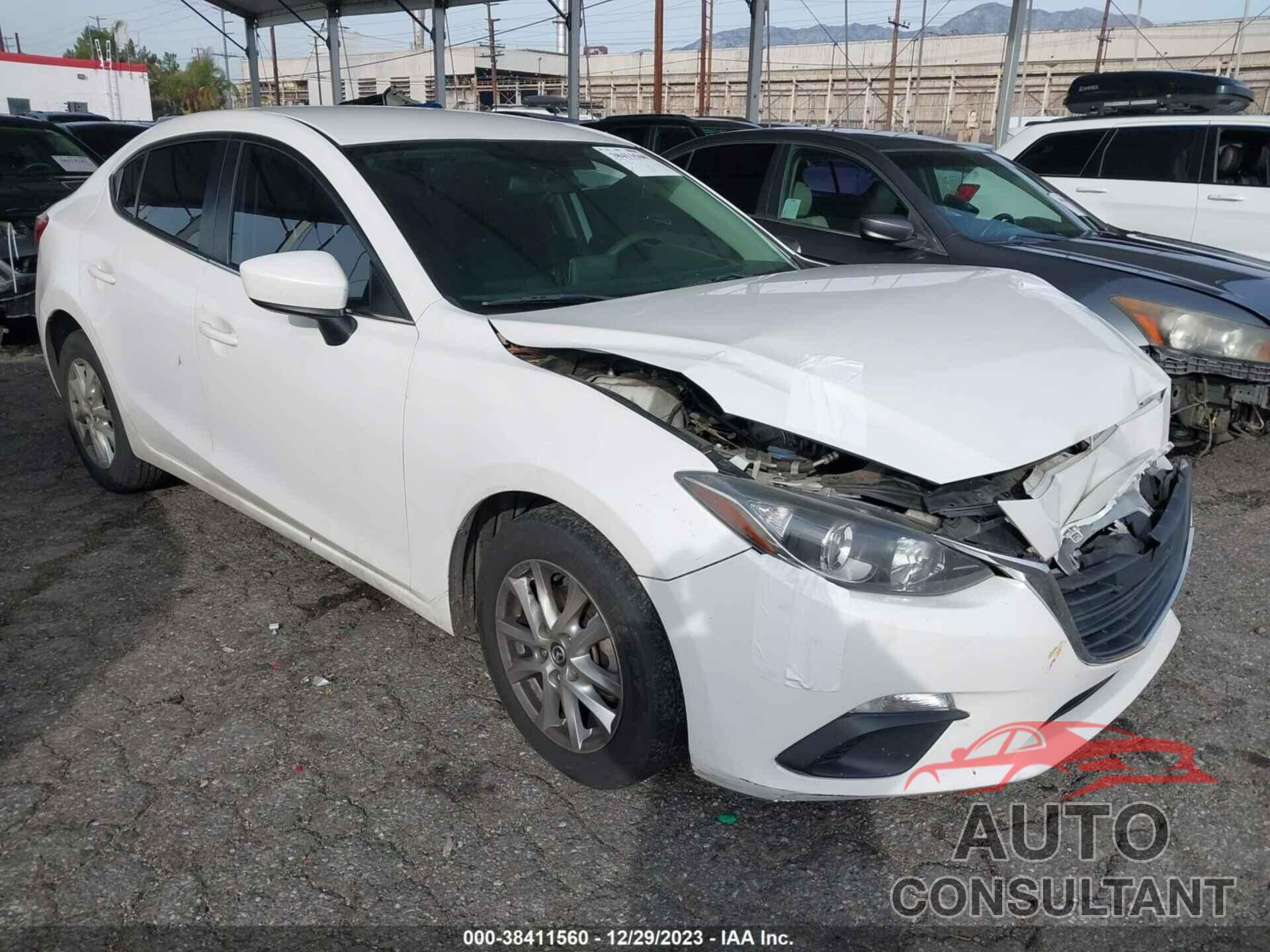 MAZDA MAZDA3 2016 - JM1BM1U74G1341688