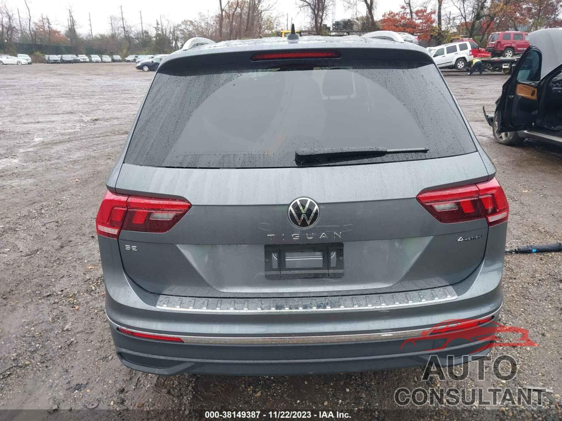 VOLKSWAGEN TIGUAN 2023 - 3VVMB7AX1PM117384