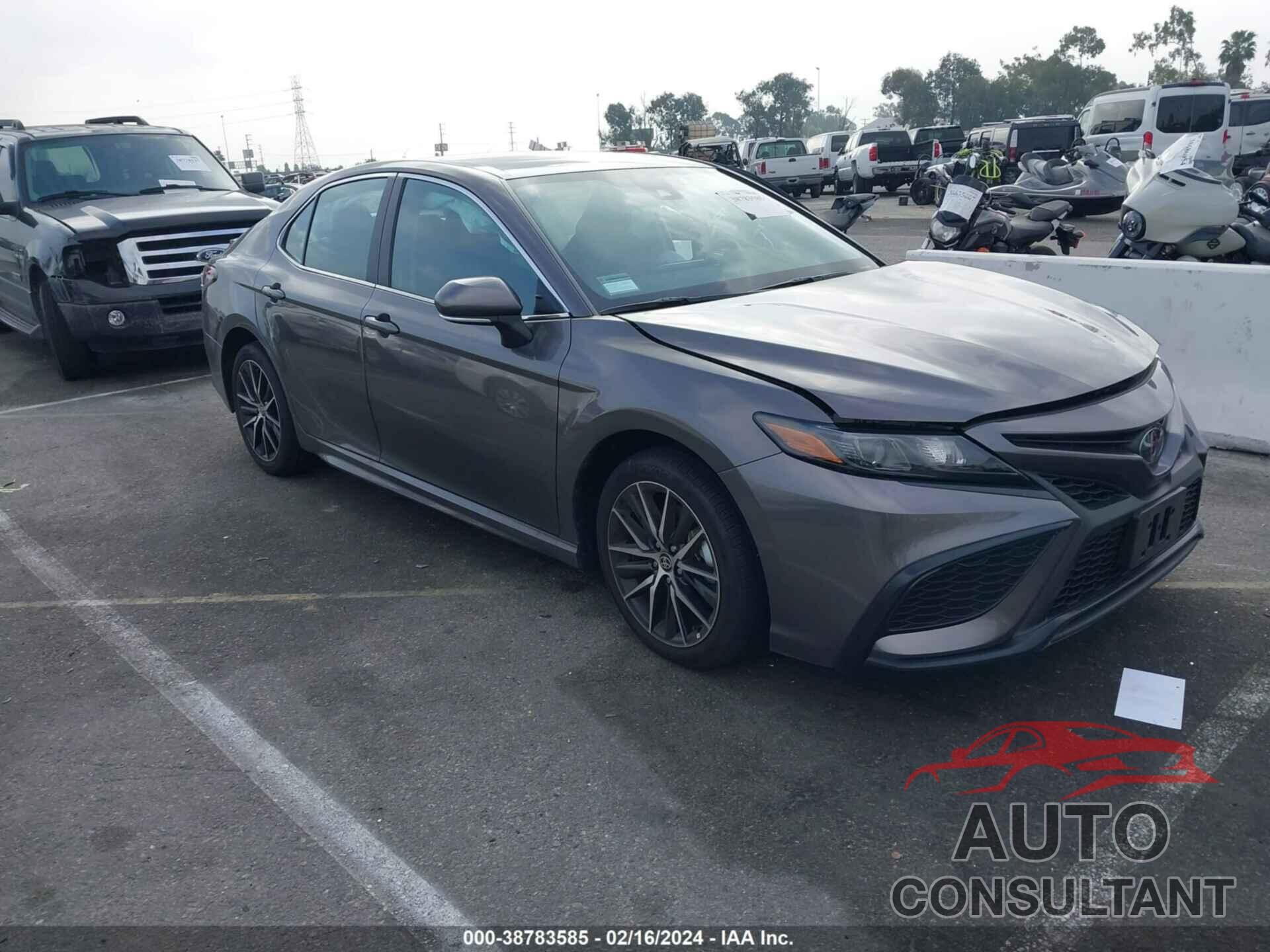 TOYOTA CAMRY 2024 - 4T1G11AK8RU842071