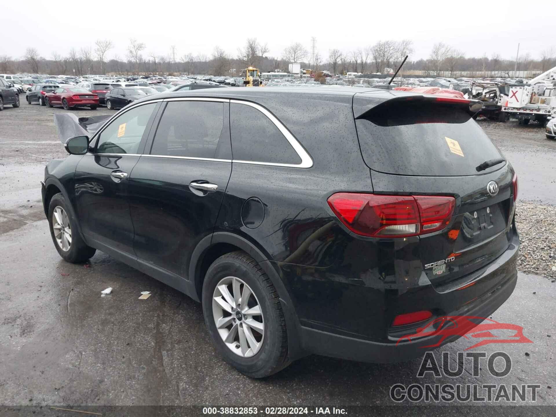 KIA SORENTO 2019 - 5XYPG4A33KG584496