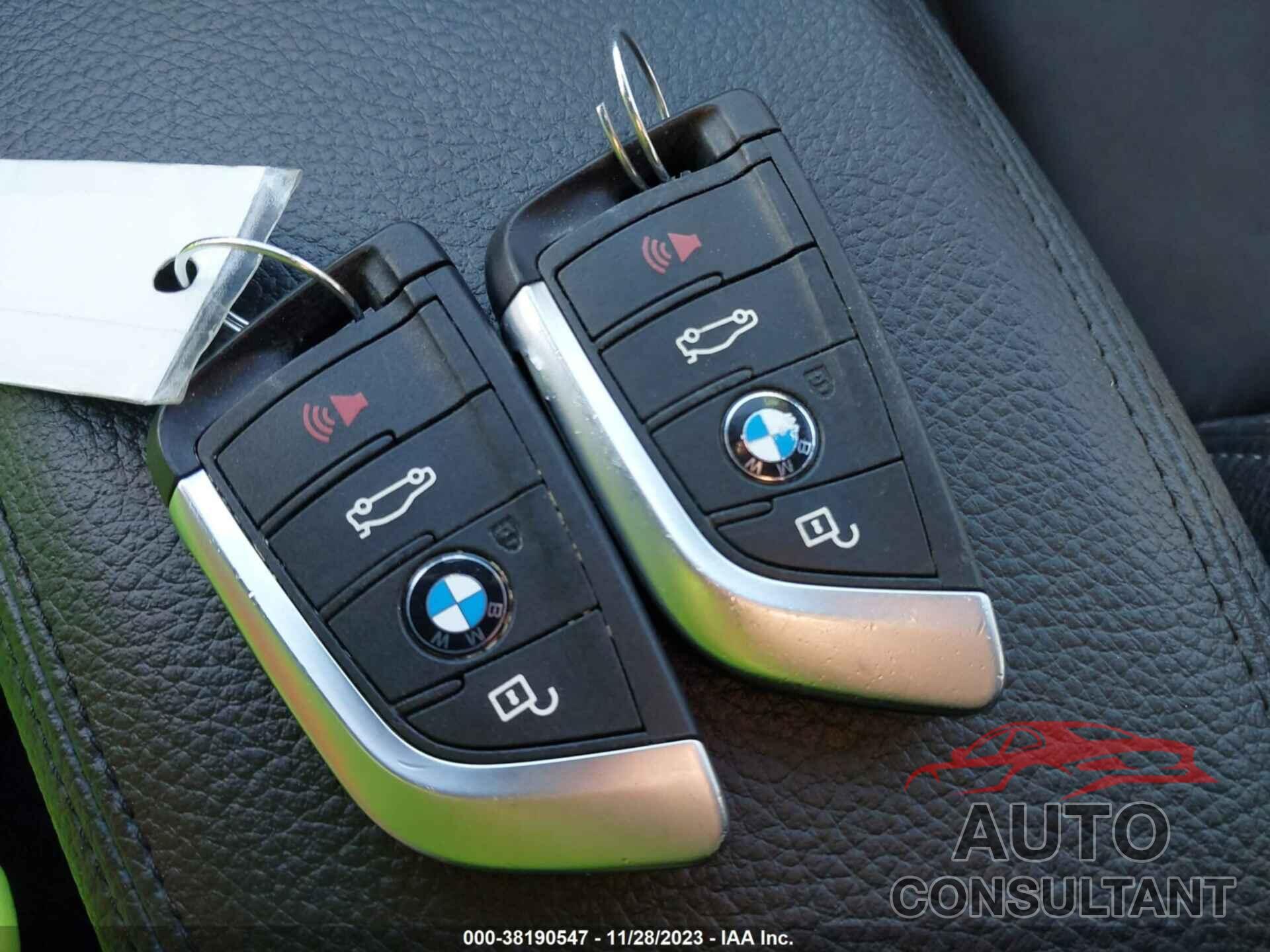 BMW X1 2018 - WBXHU7C30J5H42480