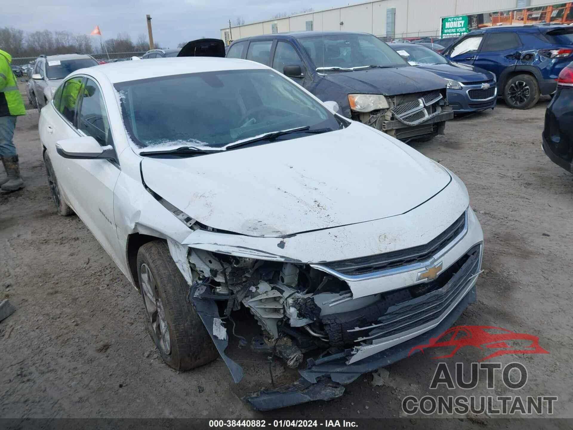 CHEVROLET MALIBU 2016 - 1G1ZE5ST8GF193916