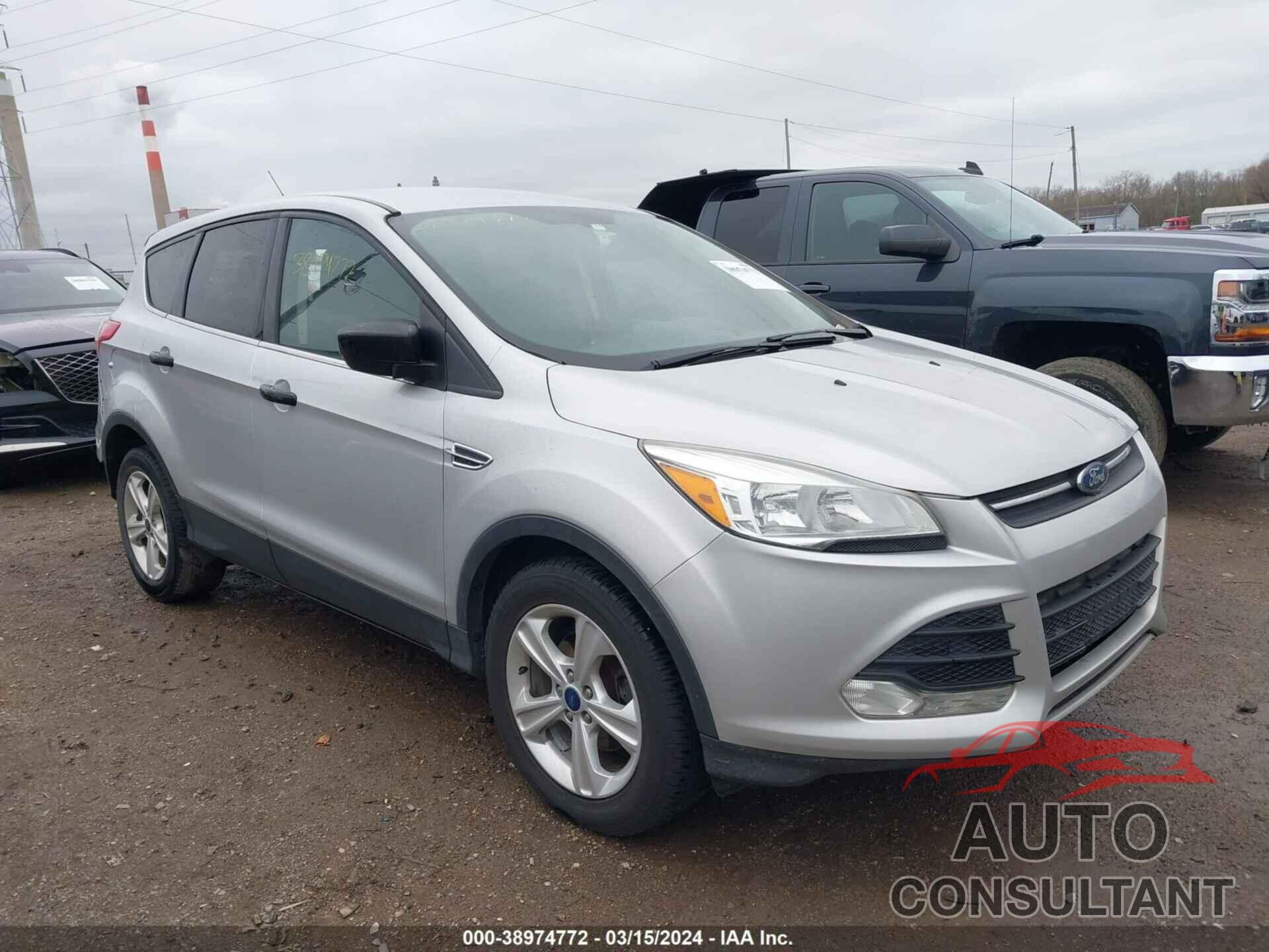 FORD ESCAPE 2016 - 1FMCU0GX0GUA05475