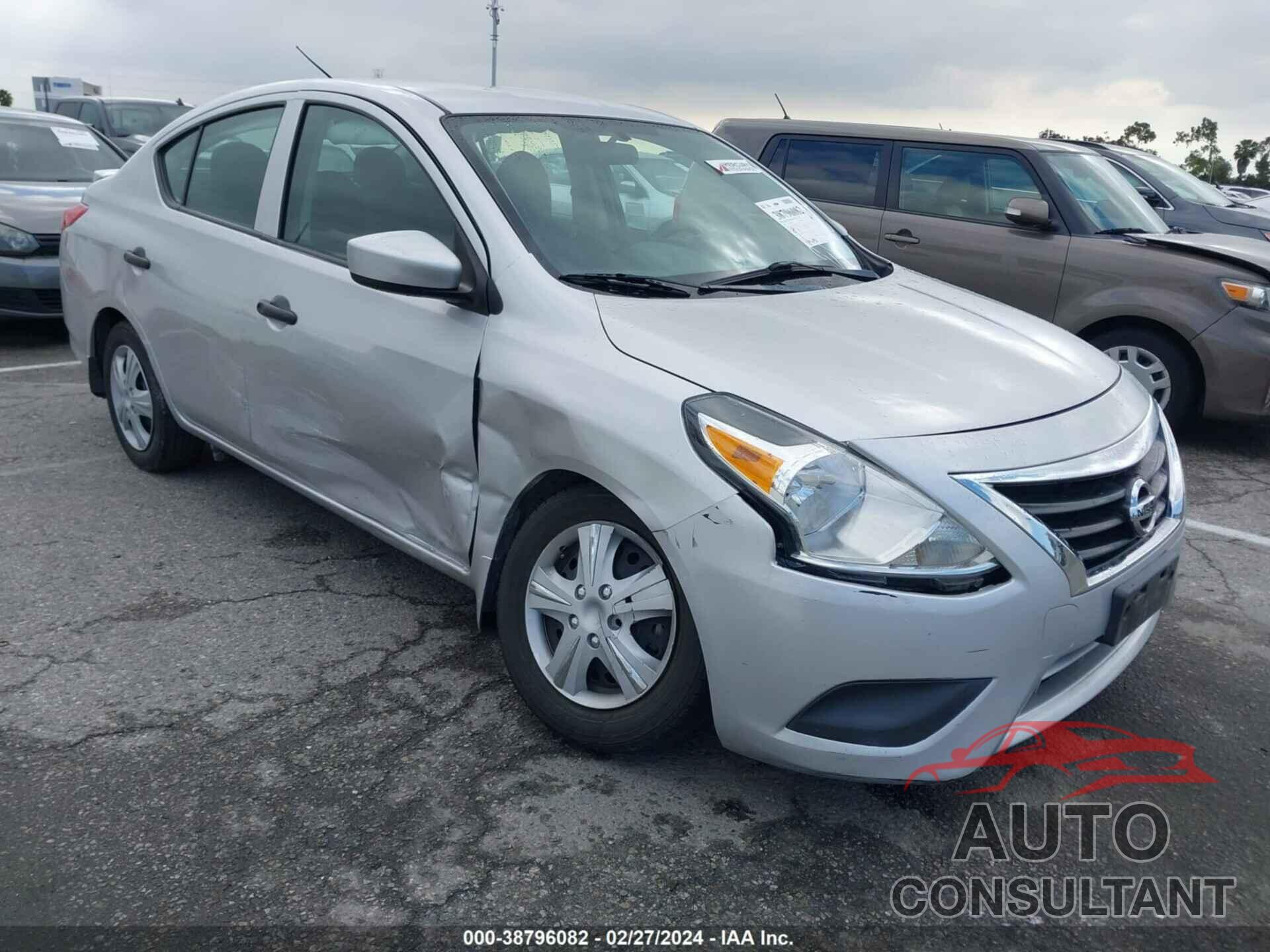 NISSAN VERSA 2017 - 3N1CN7AP3HL889915