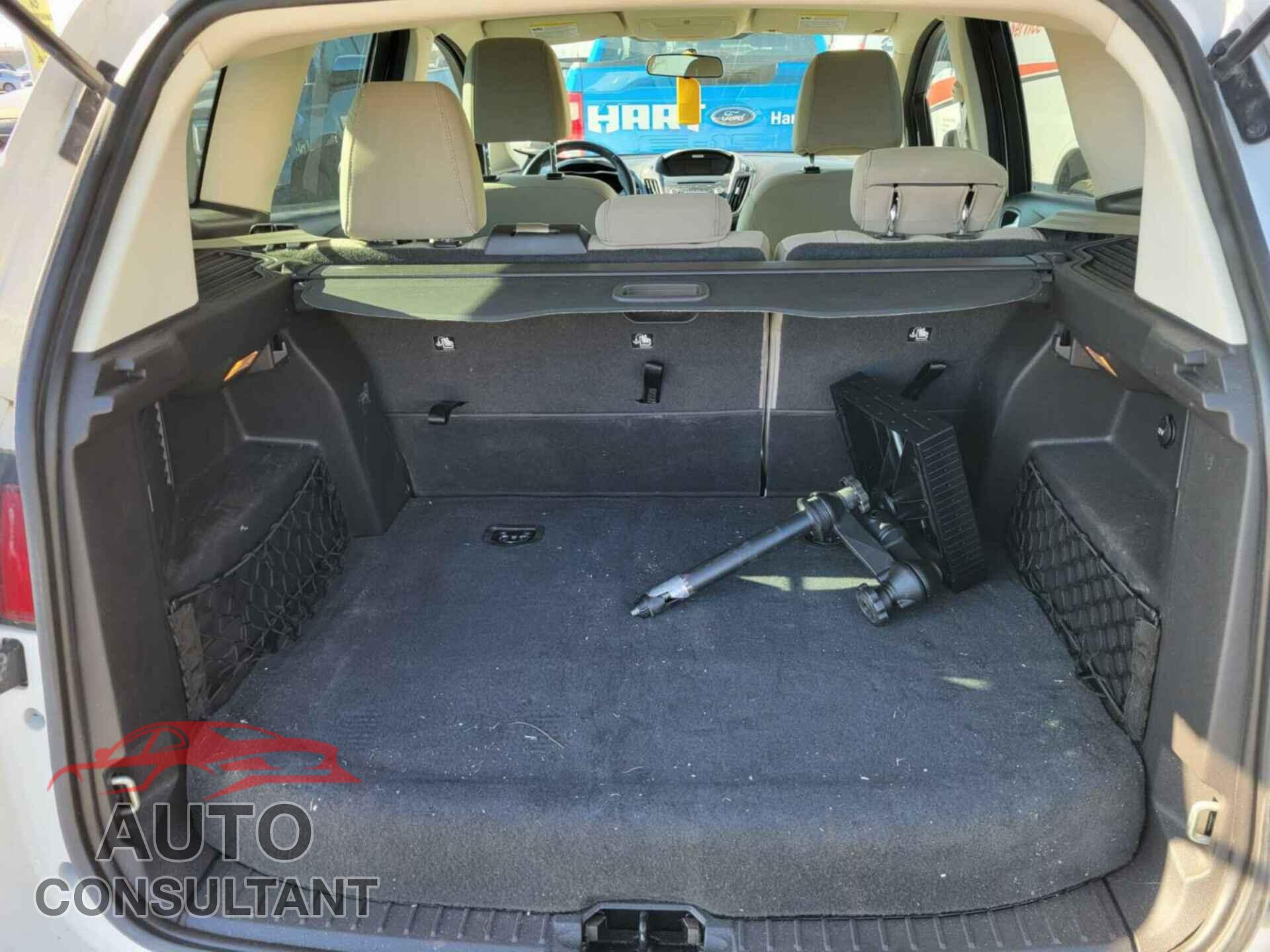 FORD C-MAX 2017 - 1FADP5AUXHL112736