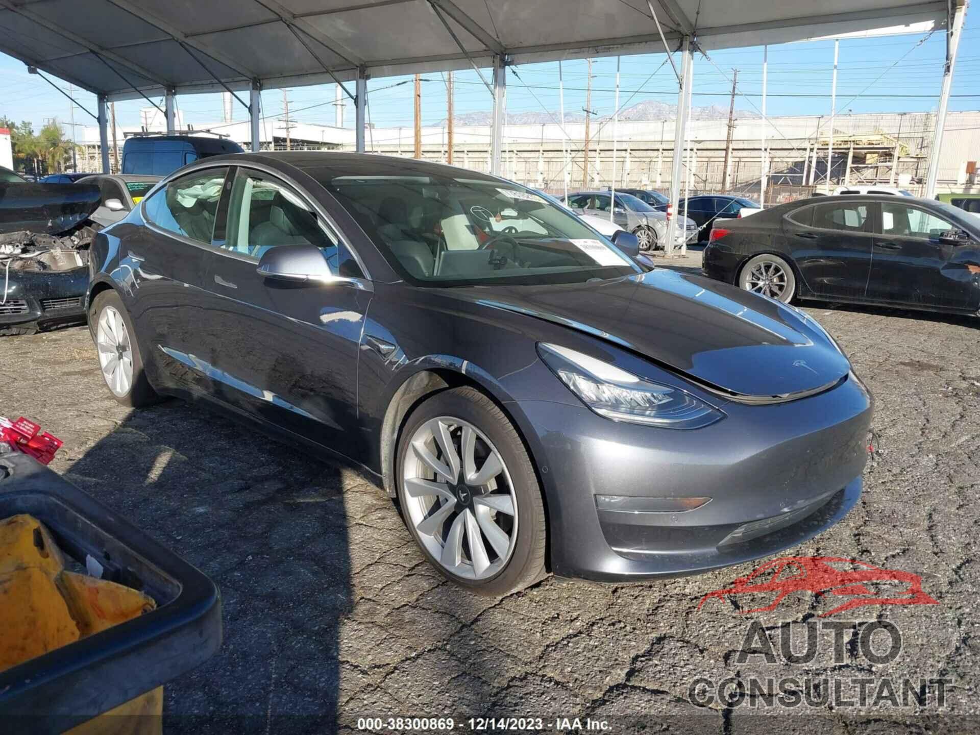 TESLA MODEL 3 2019 - 5YJ3E1EB2KF389579