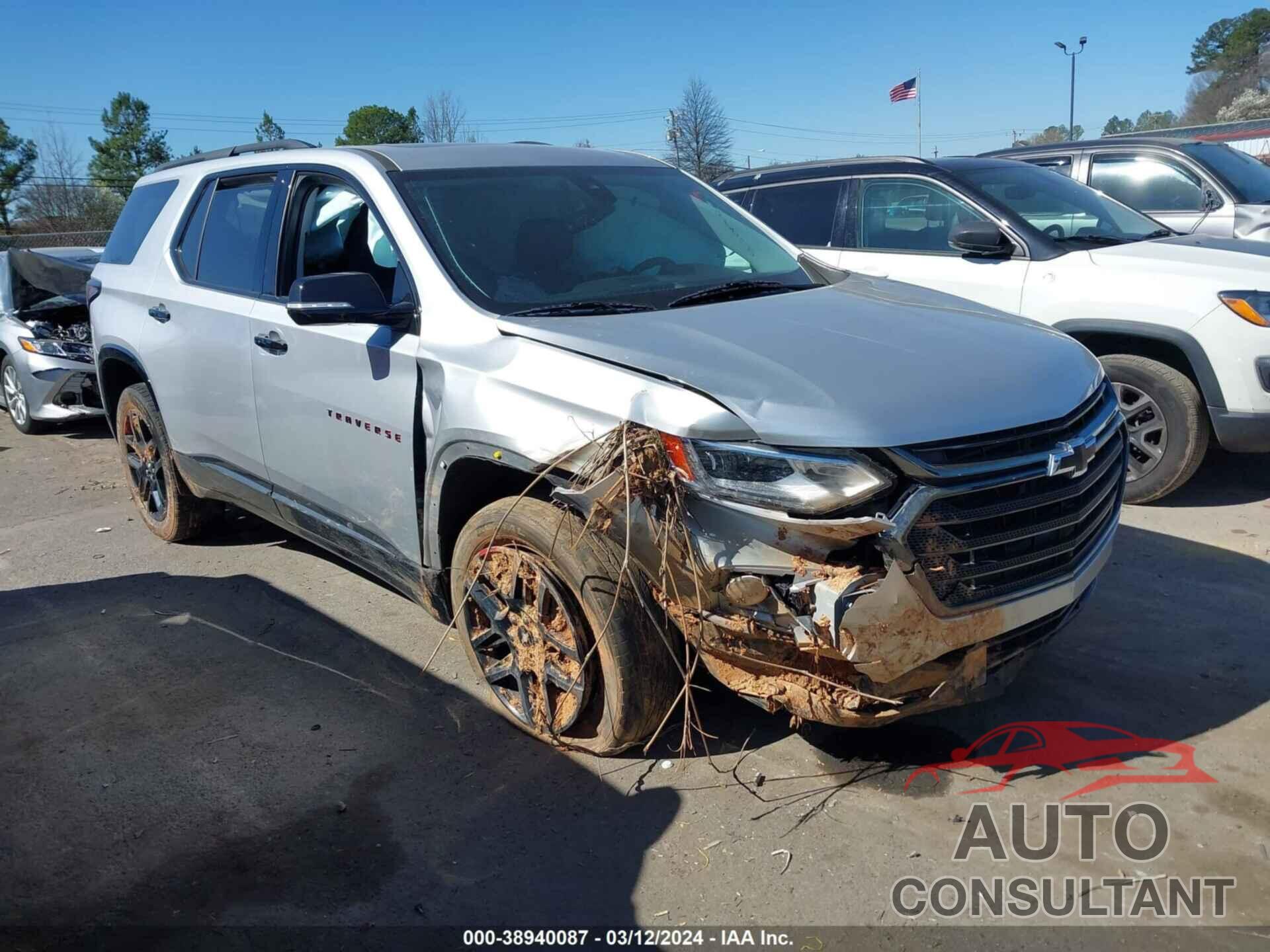 CHEVROLET TRAVERSE 2019 - 1GNEVKKW3KJ268534