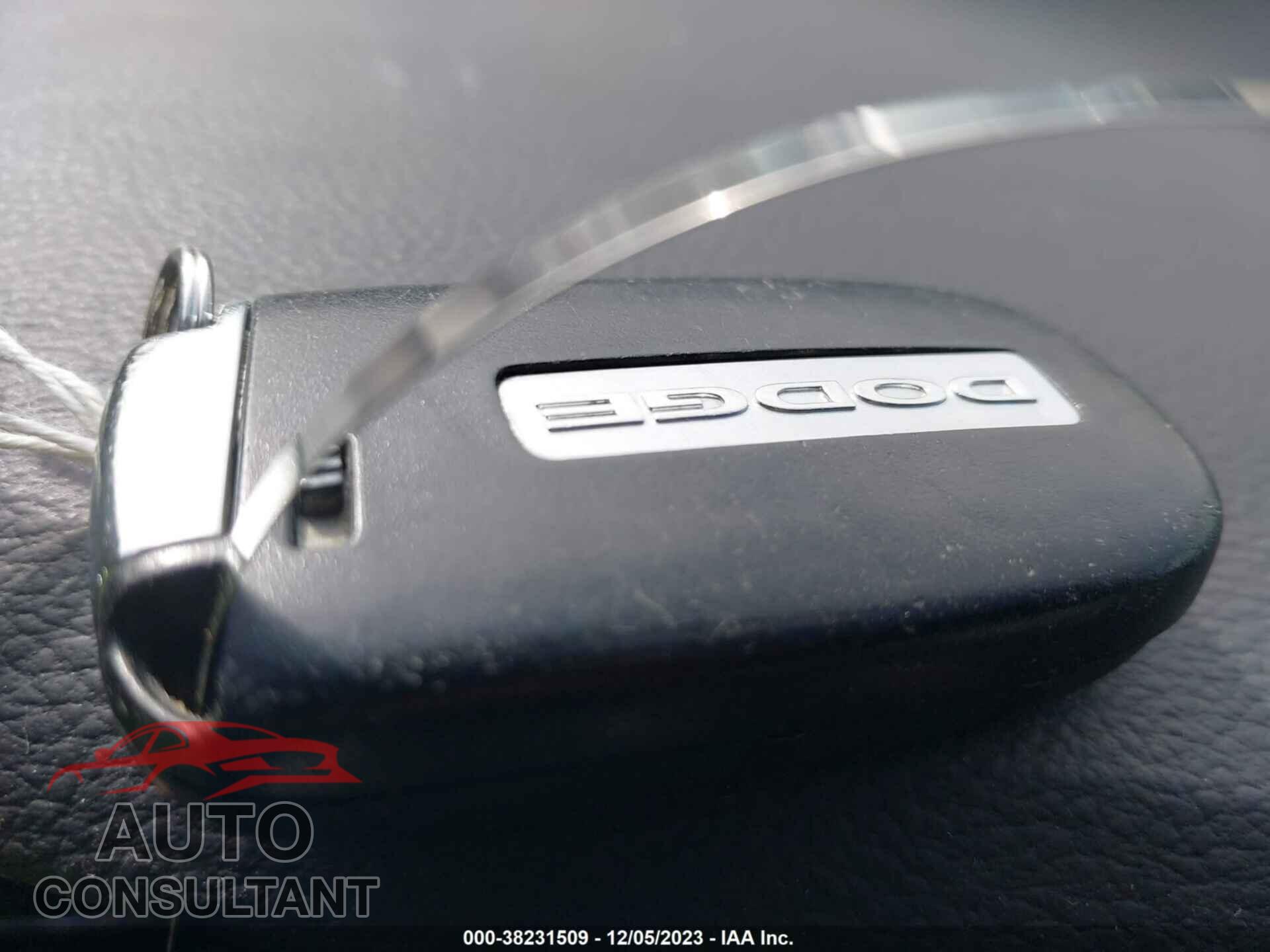 DODGE DURANGO 2017 - 1C4RDJDGXHC817396