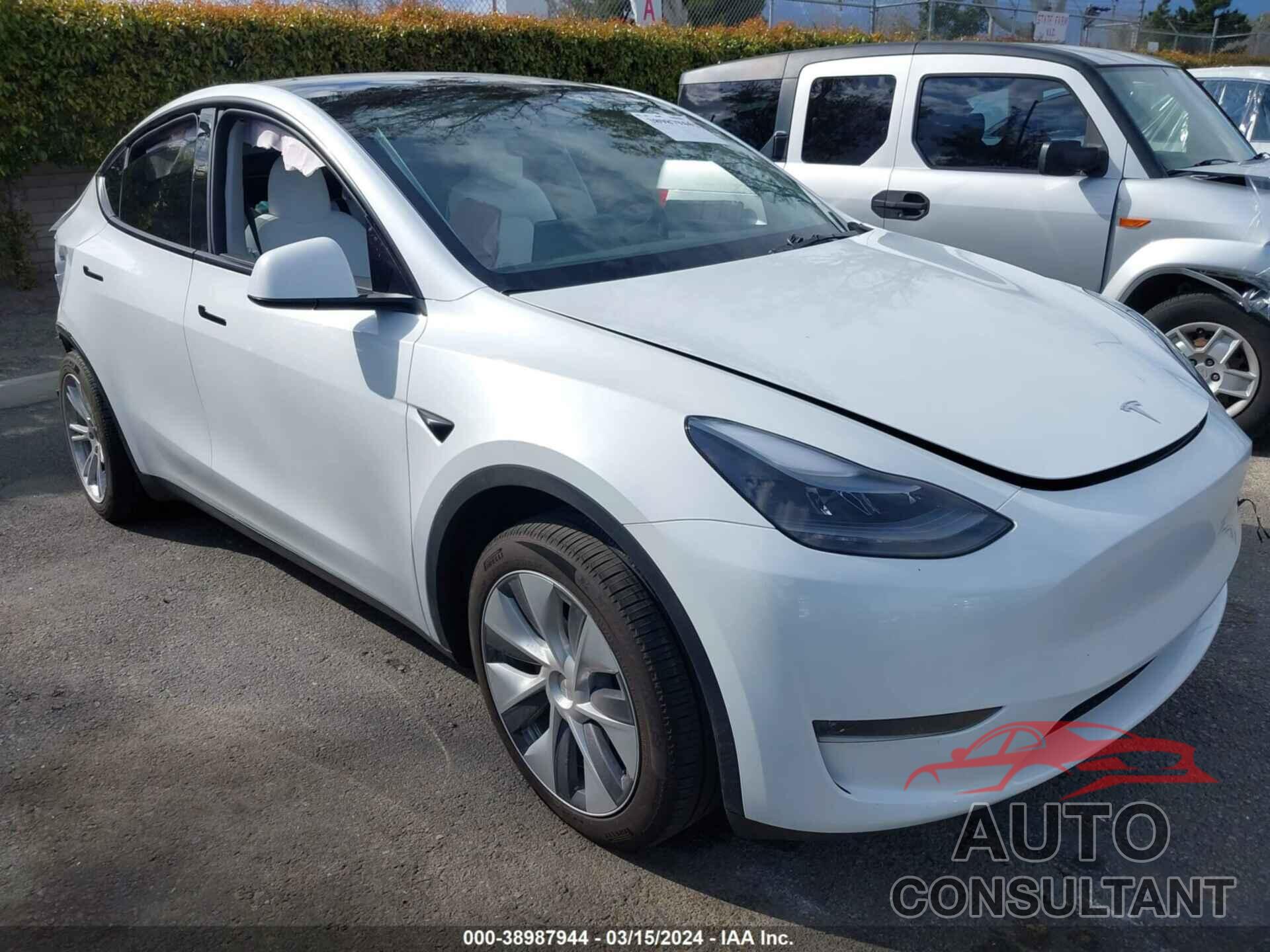 TESLA MODEL Y 2023 - 7SAYGDEE5PA177763