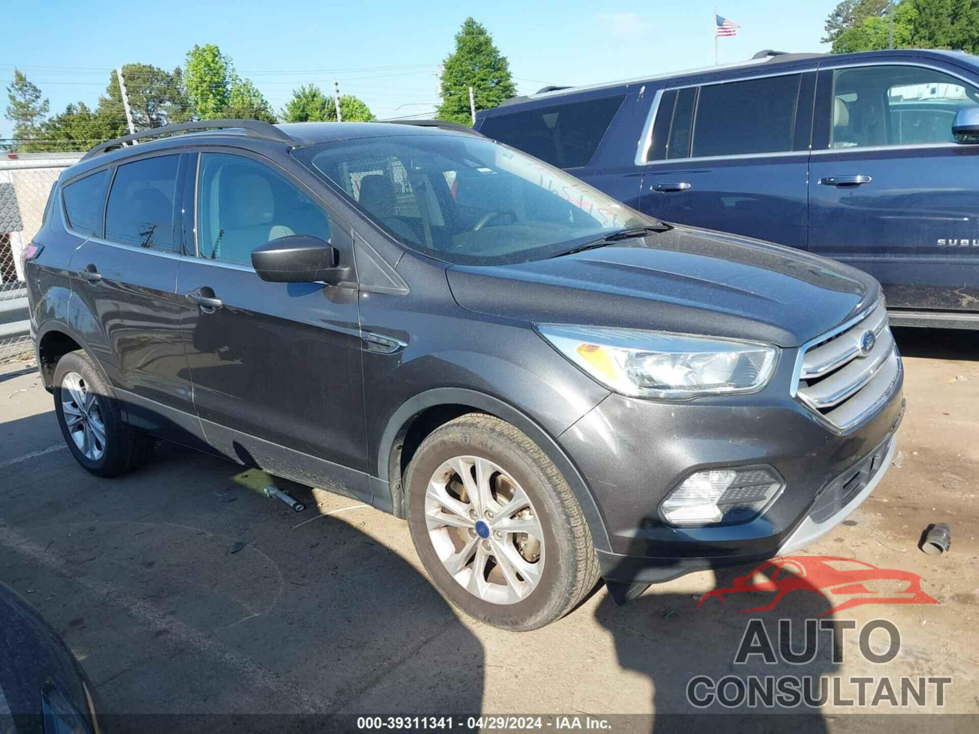 FORD ESCAPE 2018 - 1FMCU0GD7JUA74287