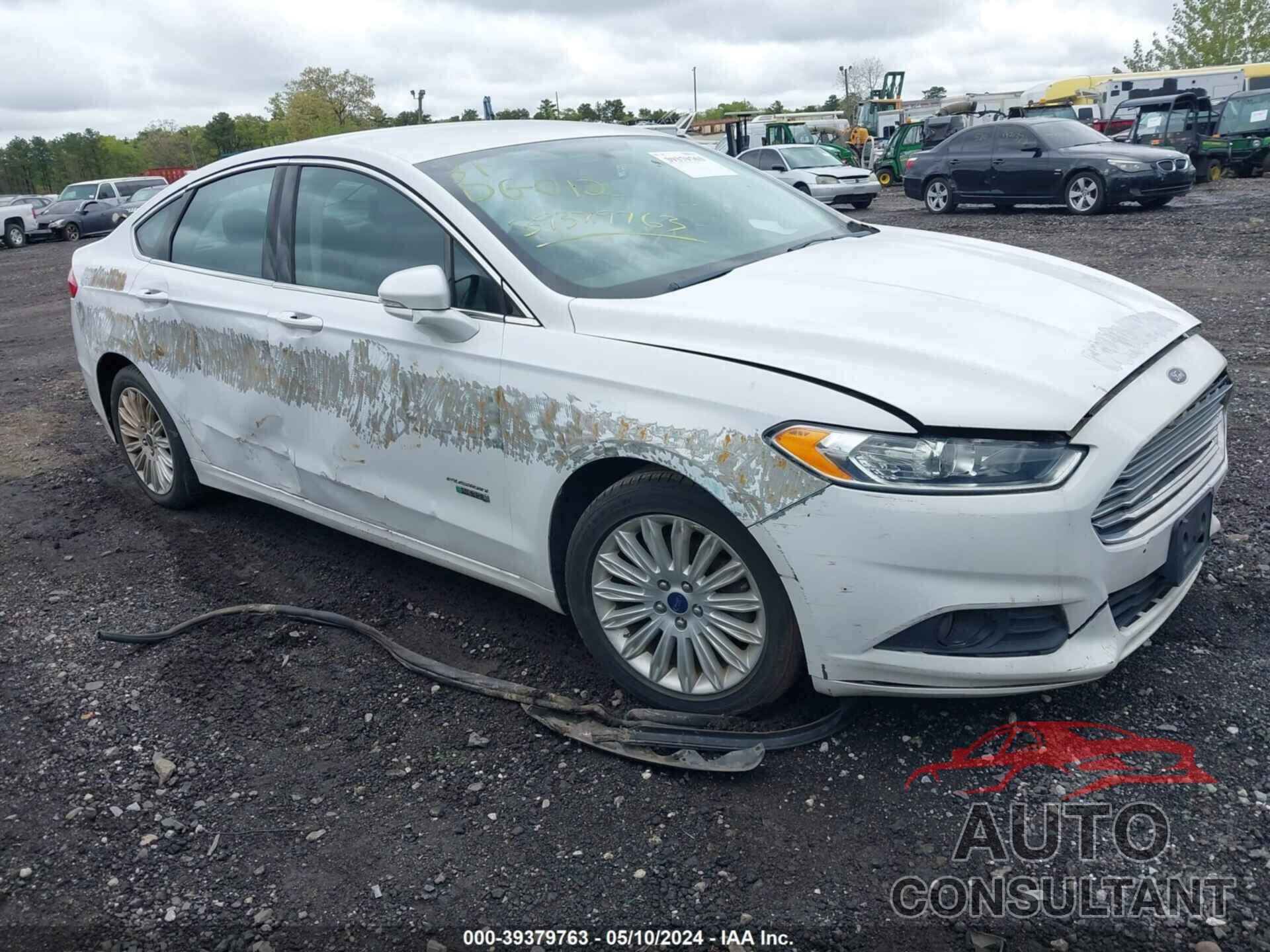 FORD FUSION ENERGI 2016 - 3FA6P0PU1GR321995