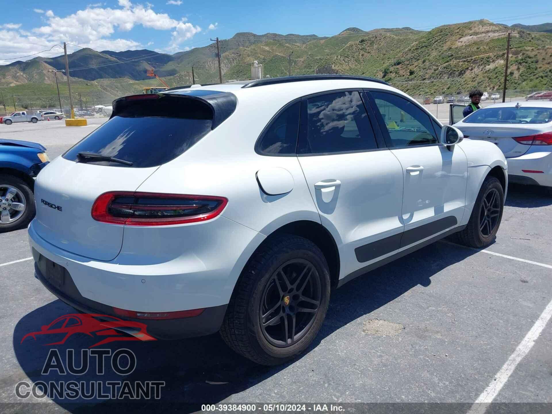 PORSCHE MACAN 2017 - WP1AA2A51HLB08563