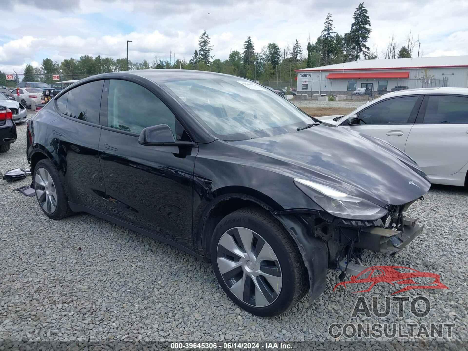 TESLA MODEL Y 2023 - 7SAYGDEE1PF607811