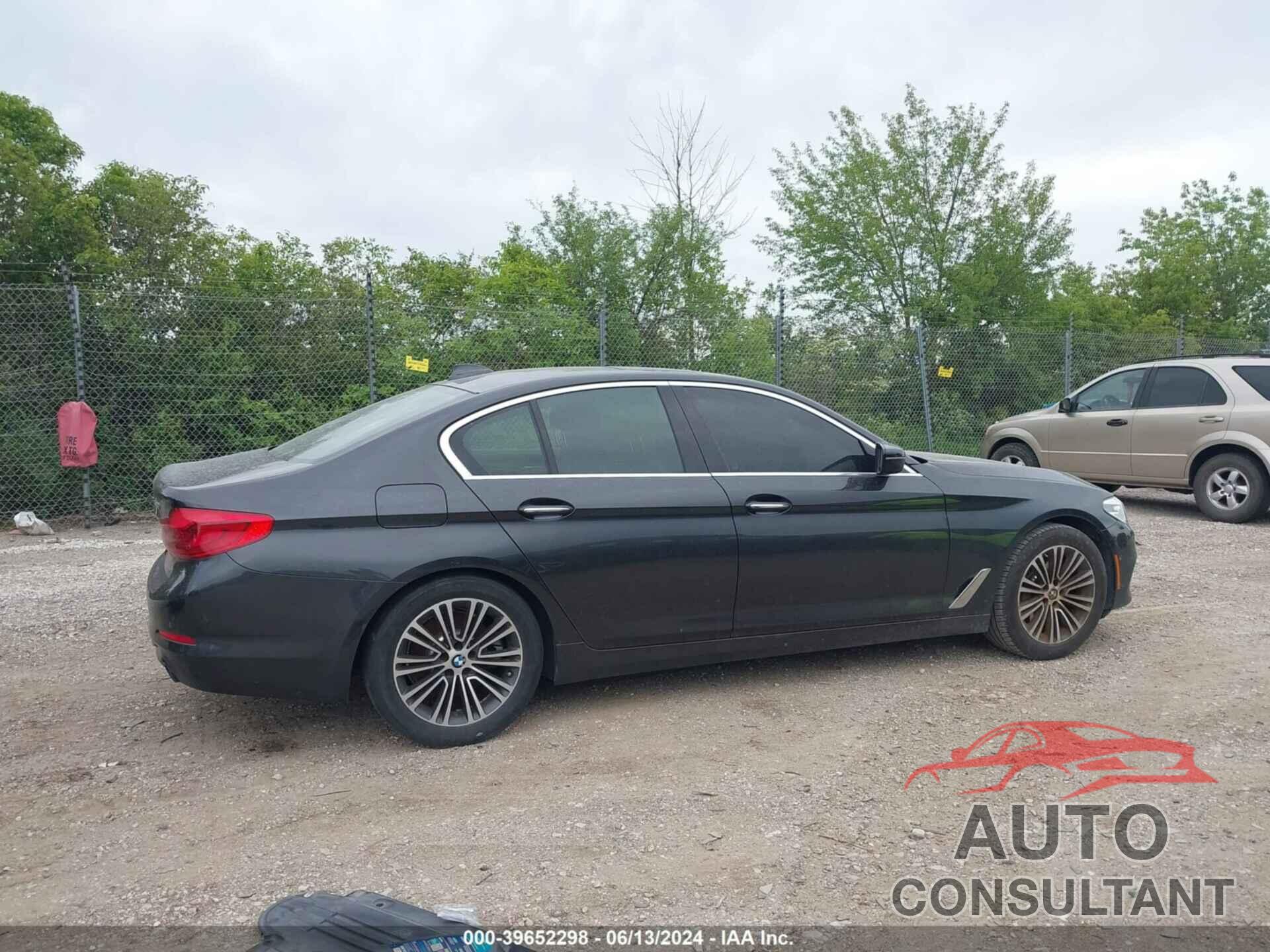 BMW 530I 2018 - WBAJA5C56JWA35811