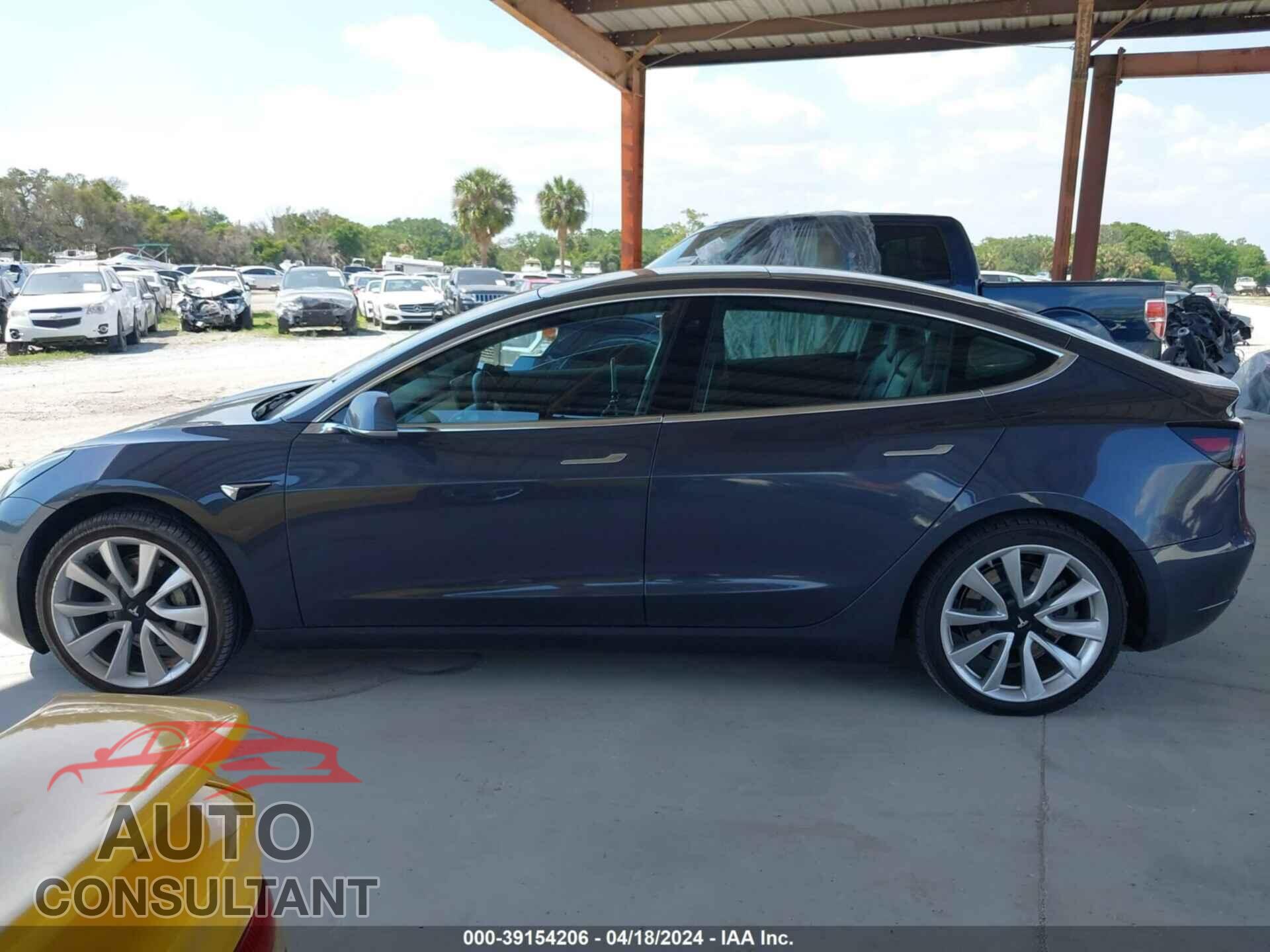 TESLA MODEL 3 2019 - 5YJ3E1EA6KF475968