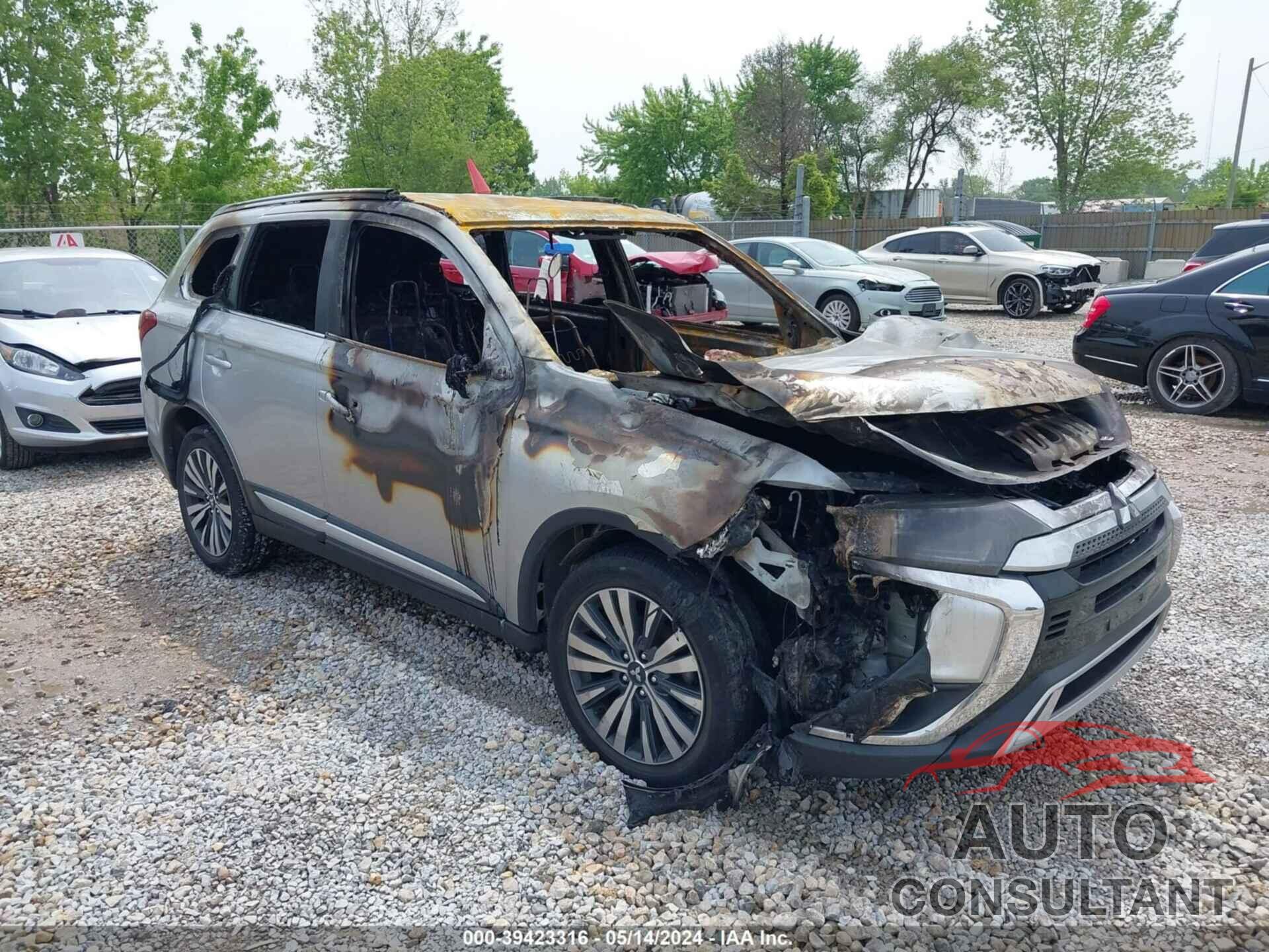 MITSUBISHI OUTLANDER 2020 - JA4AZ3A32LZ026923