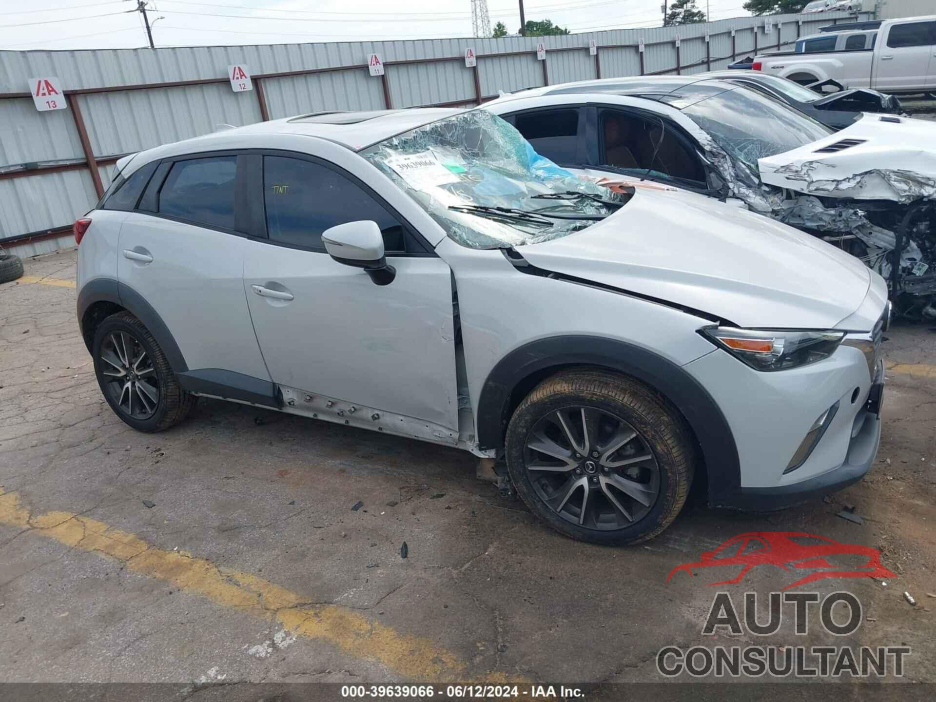 MAZDA CX-3 2017 - JM1DKFC7XH0154430
