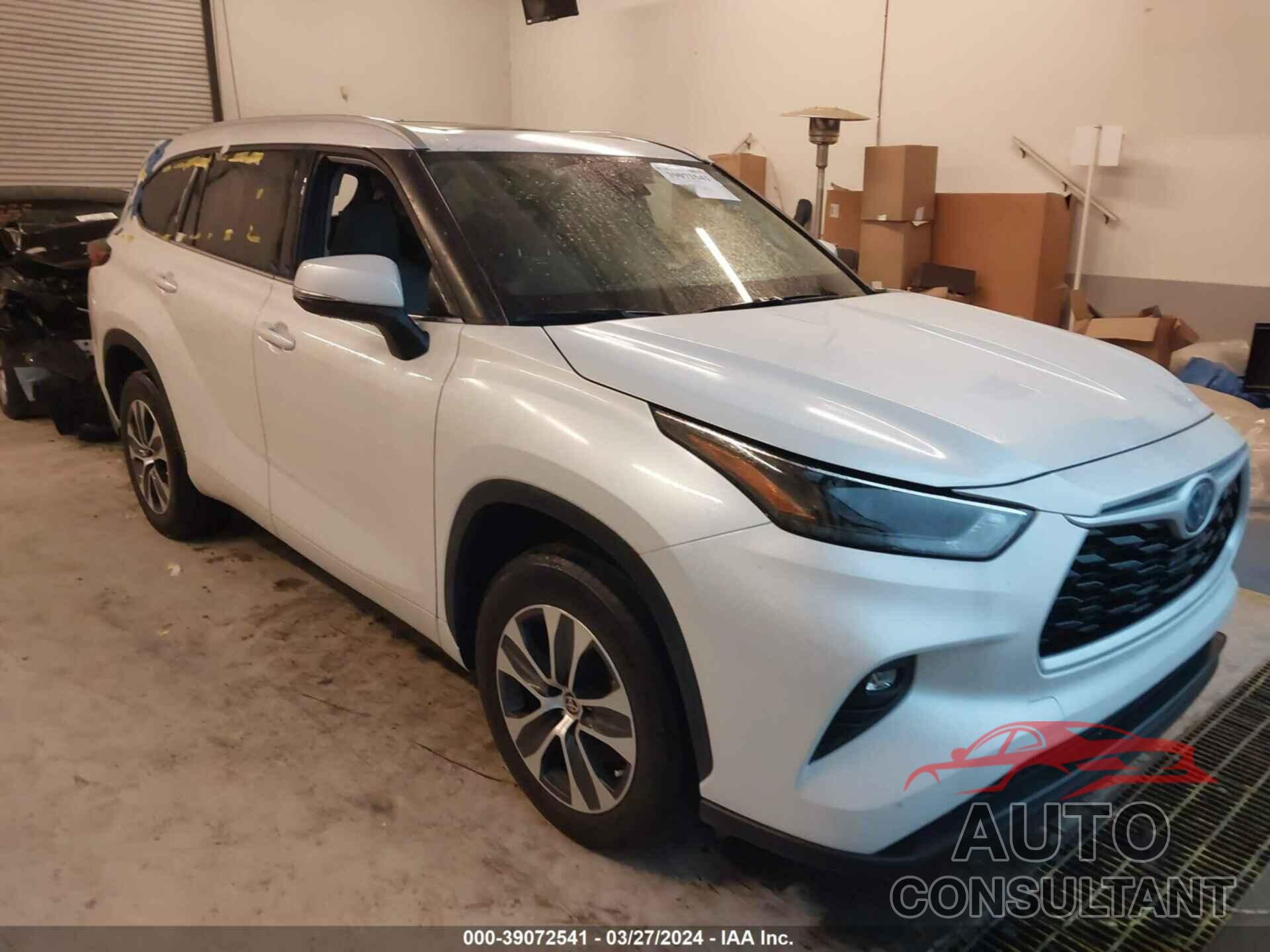 TOYOTA HIGHLANDER 2022 - 5TDGARAH3NS513848