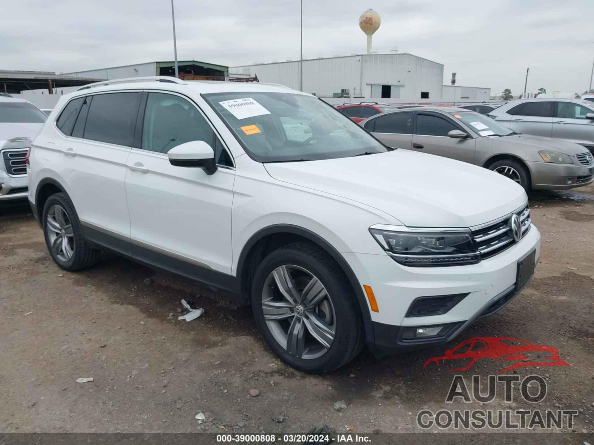 VOLKSWAGEN TIGUAN 2018 - 3VV5B7AX3JM154965