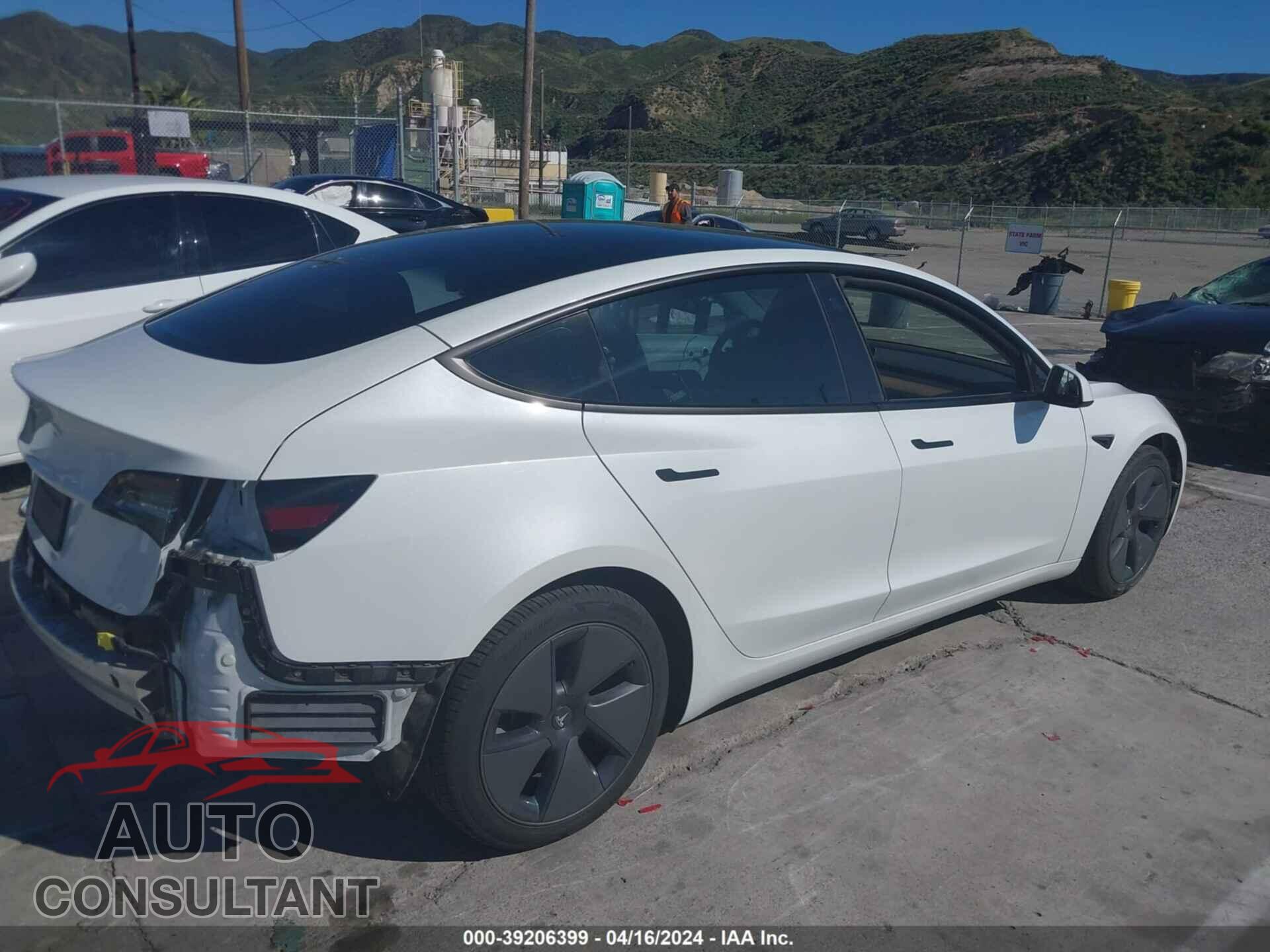 TESLA MODEL 3 2021 - 5YJ3E1EA4MF982175
