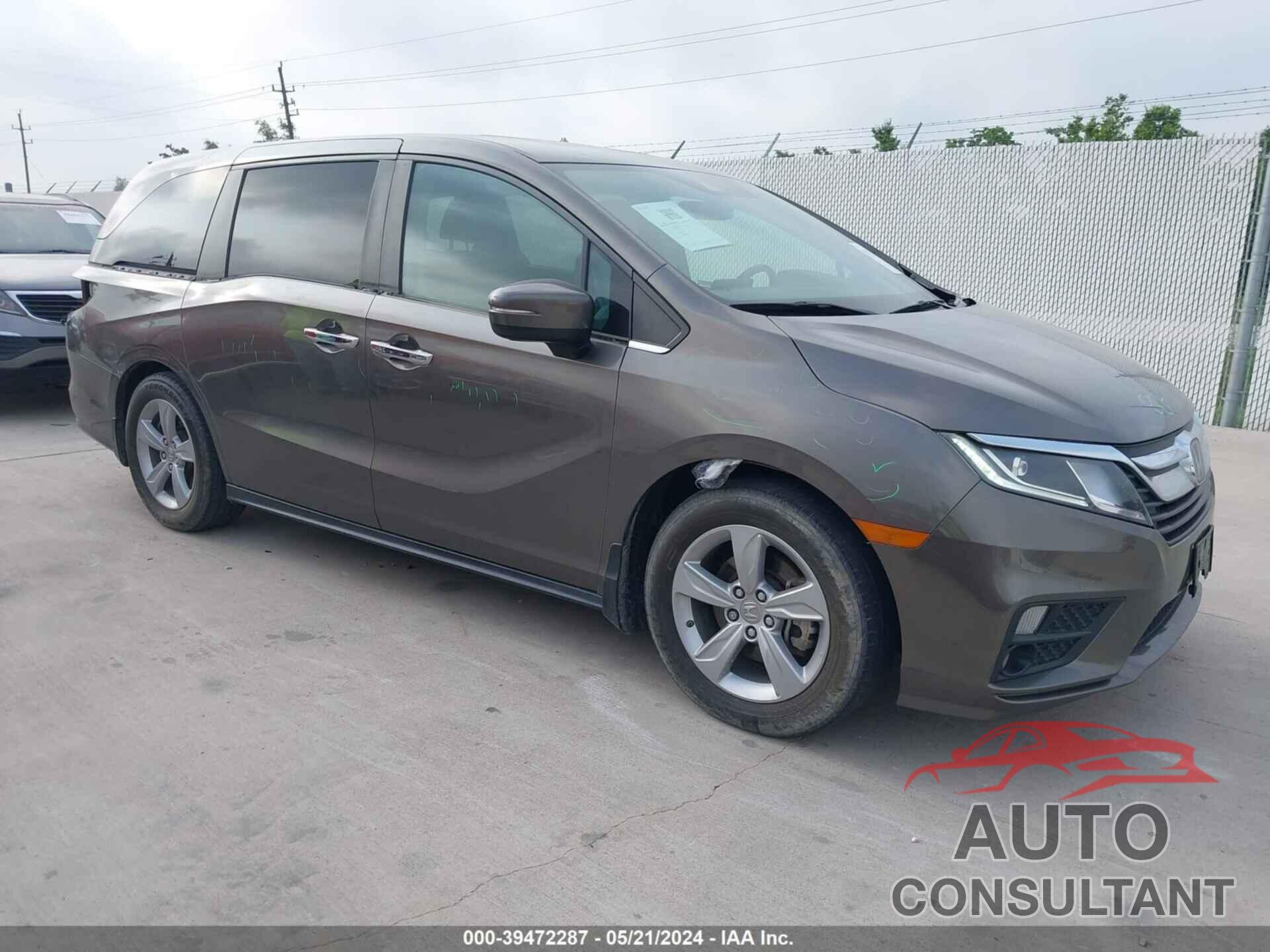 HONDA ODYSSEY 2018 - 5FNRL6H72JB105807