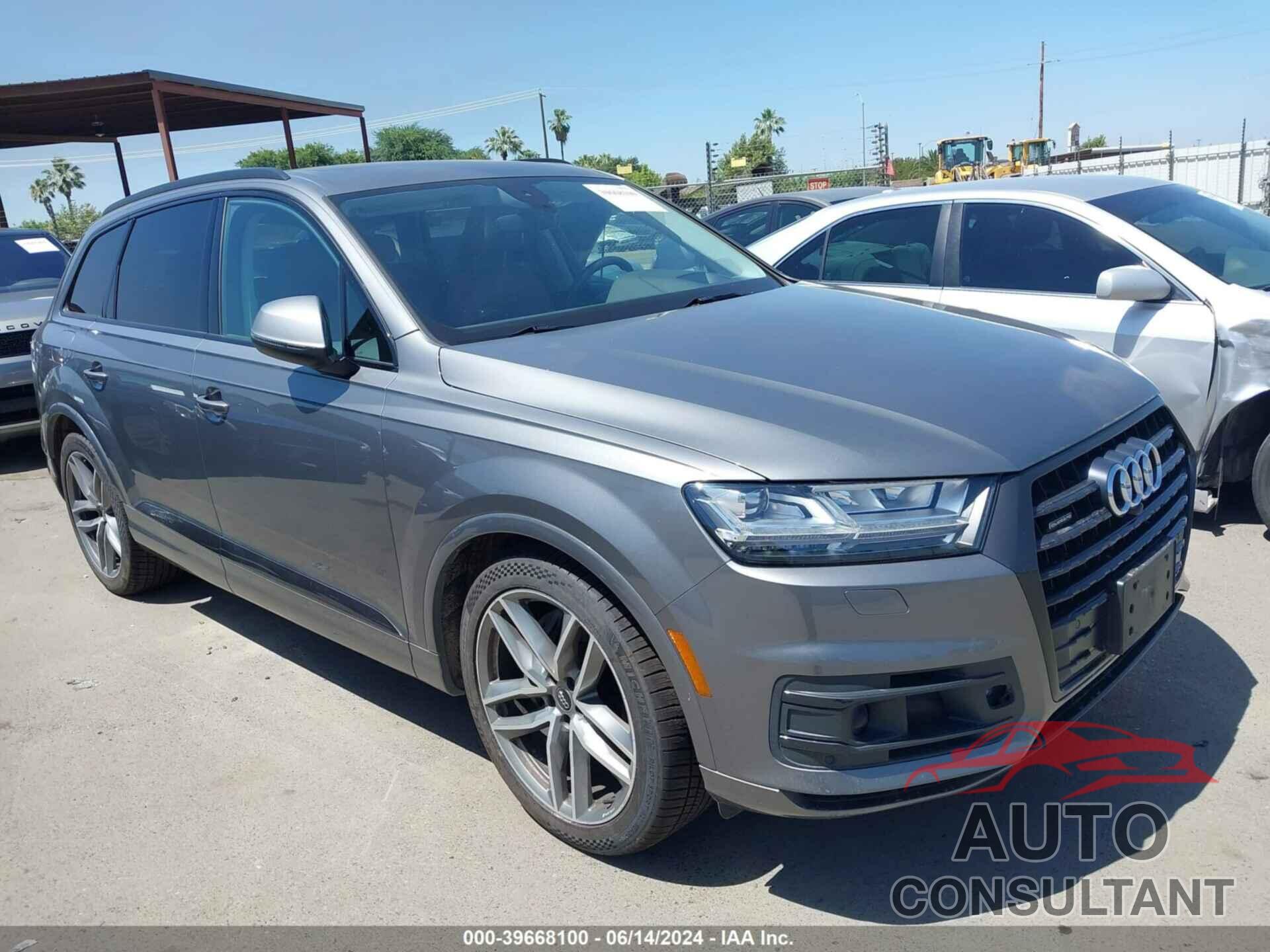 AUDI Q7 2018 - WA1VABF71JD013265