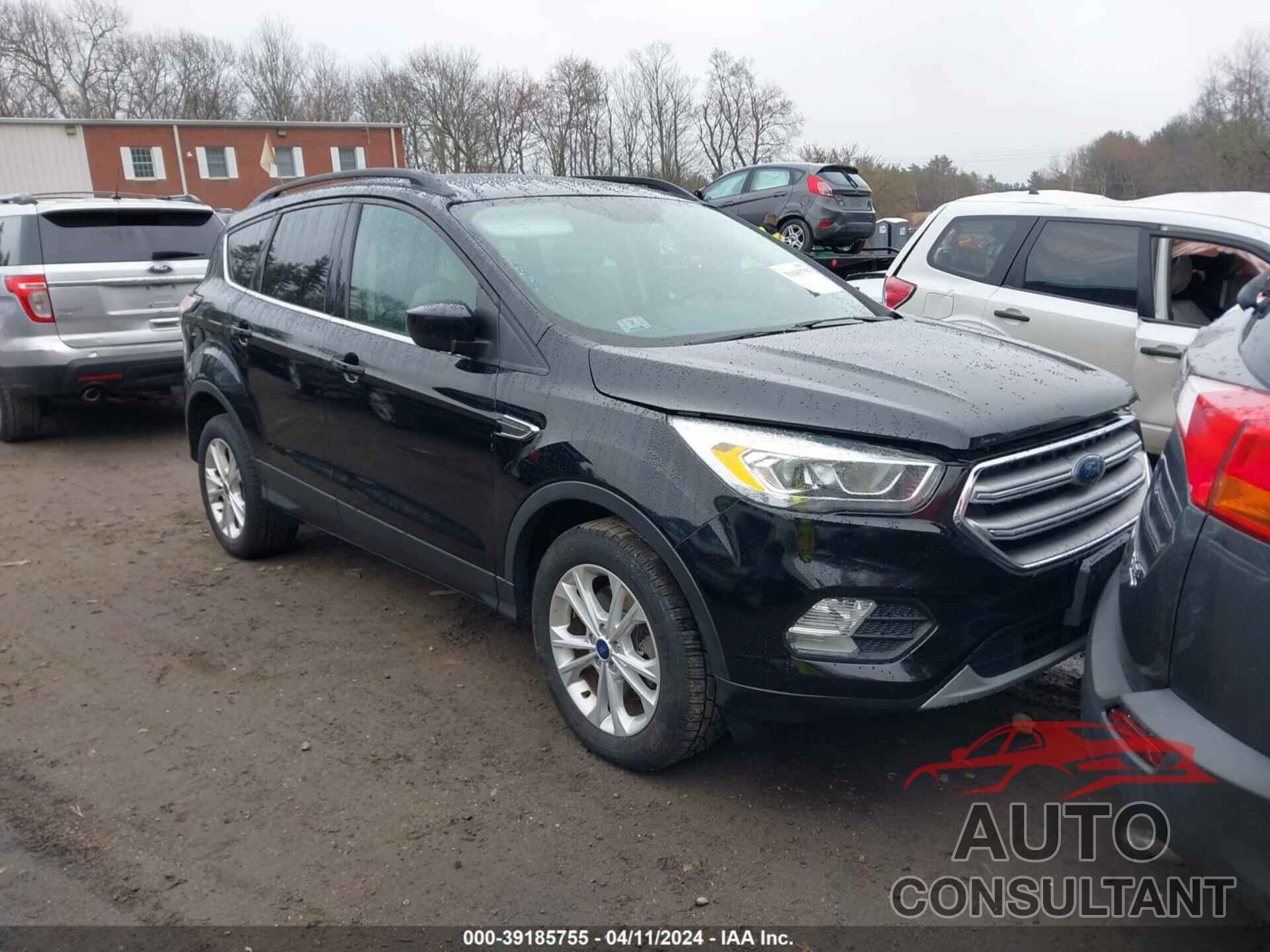 FORD ESCAPE 2017 - 1FMCU9GD8HUC03006