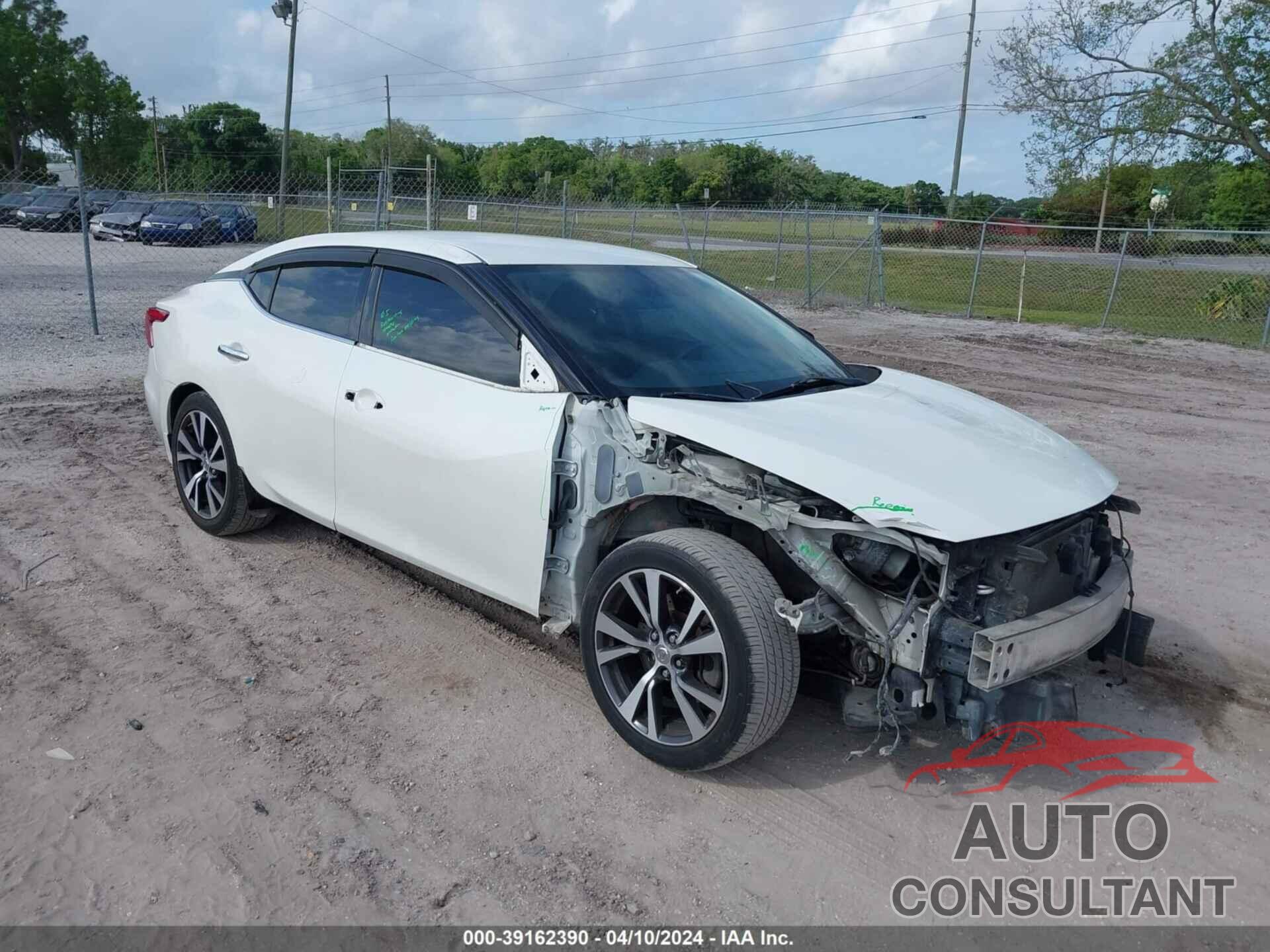 NISSAN MAXIMA 2017 - 1N4AA6APXHC410000