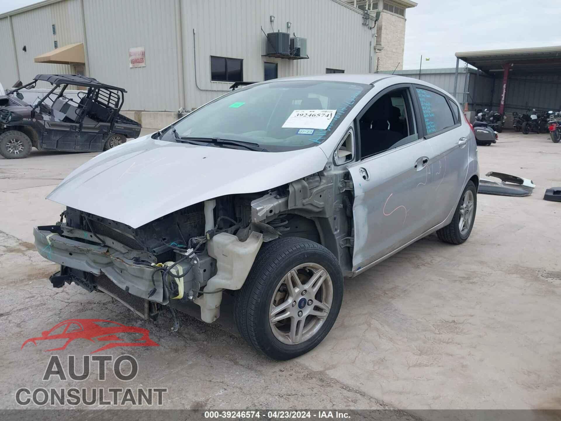 FORD FIESTA 2017 - 3FADP4EJ5HM134975