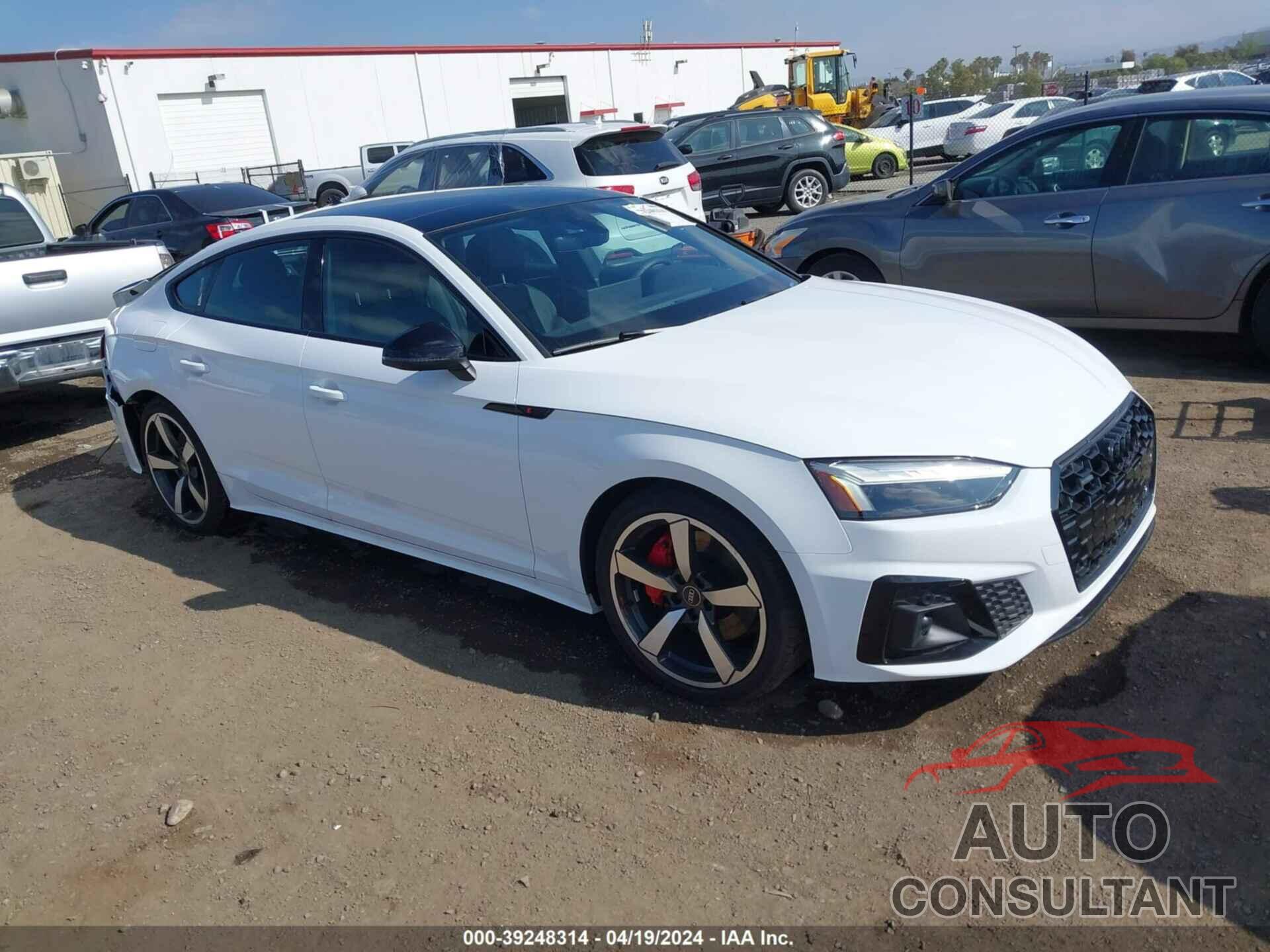 AUDI A5 SPORTBACK 2024 - WAUFACF56RA003405