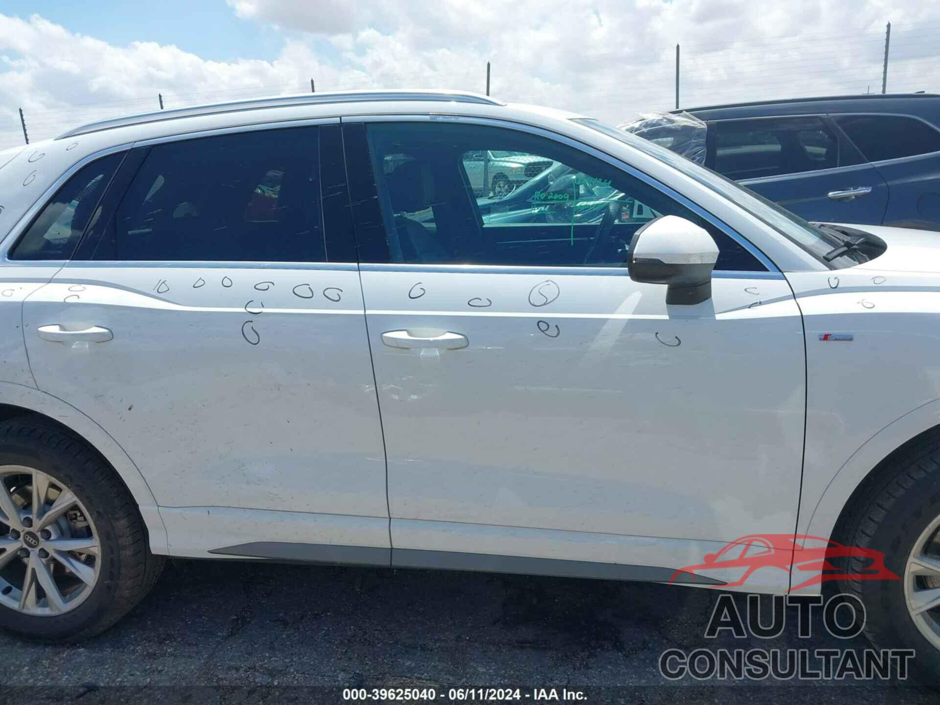 AUDI Q3 2024 - WA1DECF34R1035941