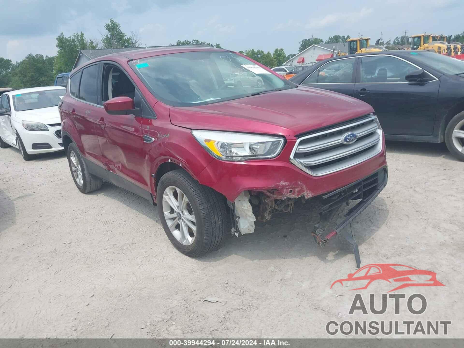 FORD ESCAPE 2017 - 1FMCU9GDXHUE06950