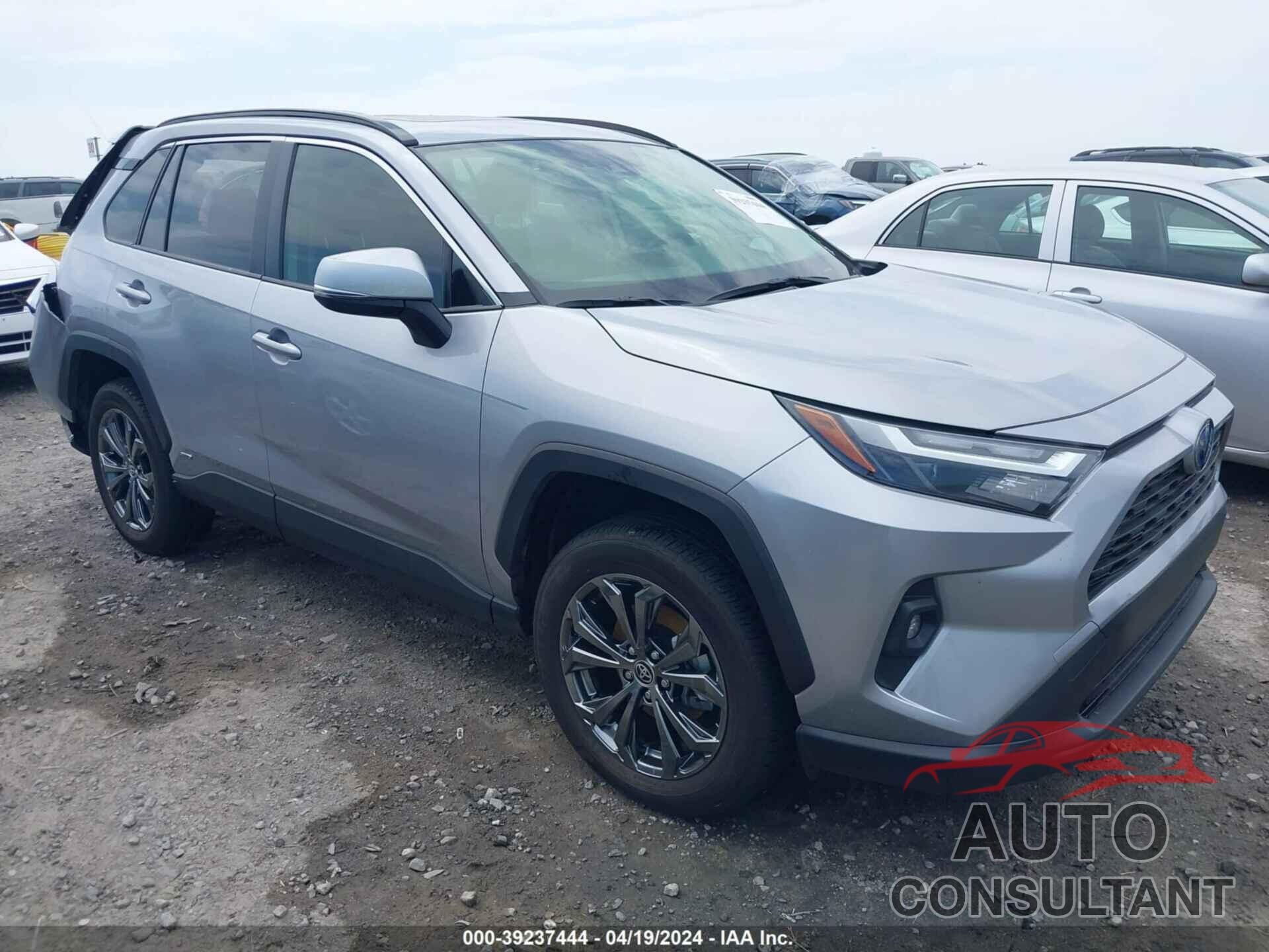 TOYOTA RAV4 2023 - JTMB6RFV6PD102713