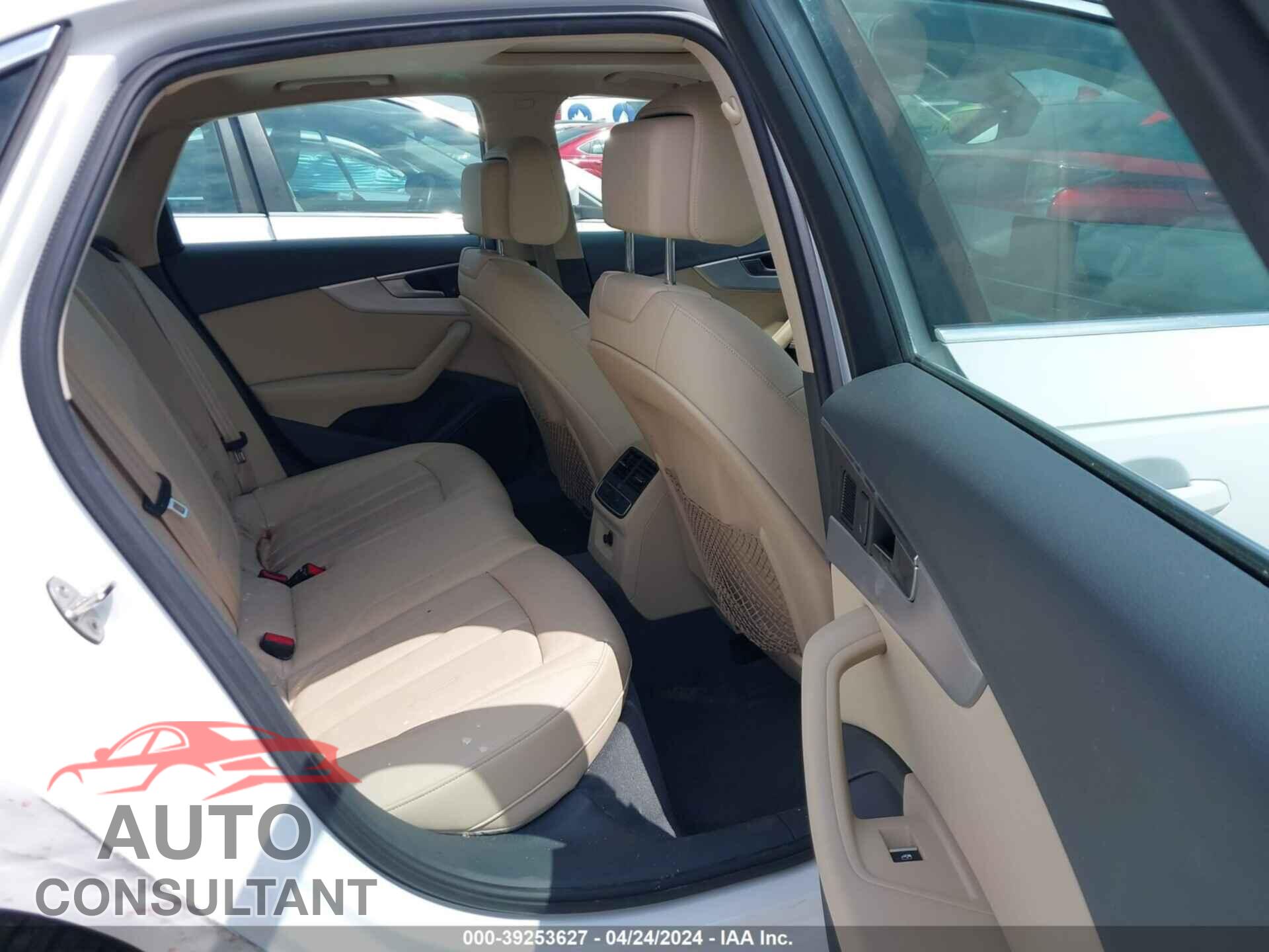 AUDI A4 2018 - WAULMAF4XJN007766
